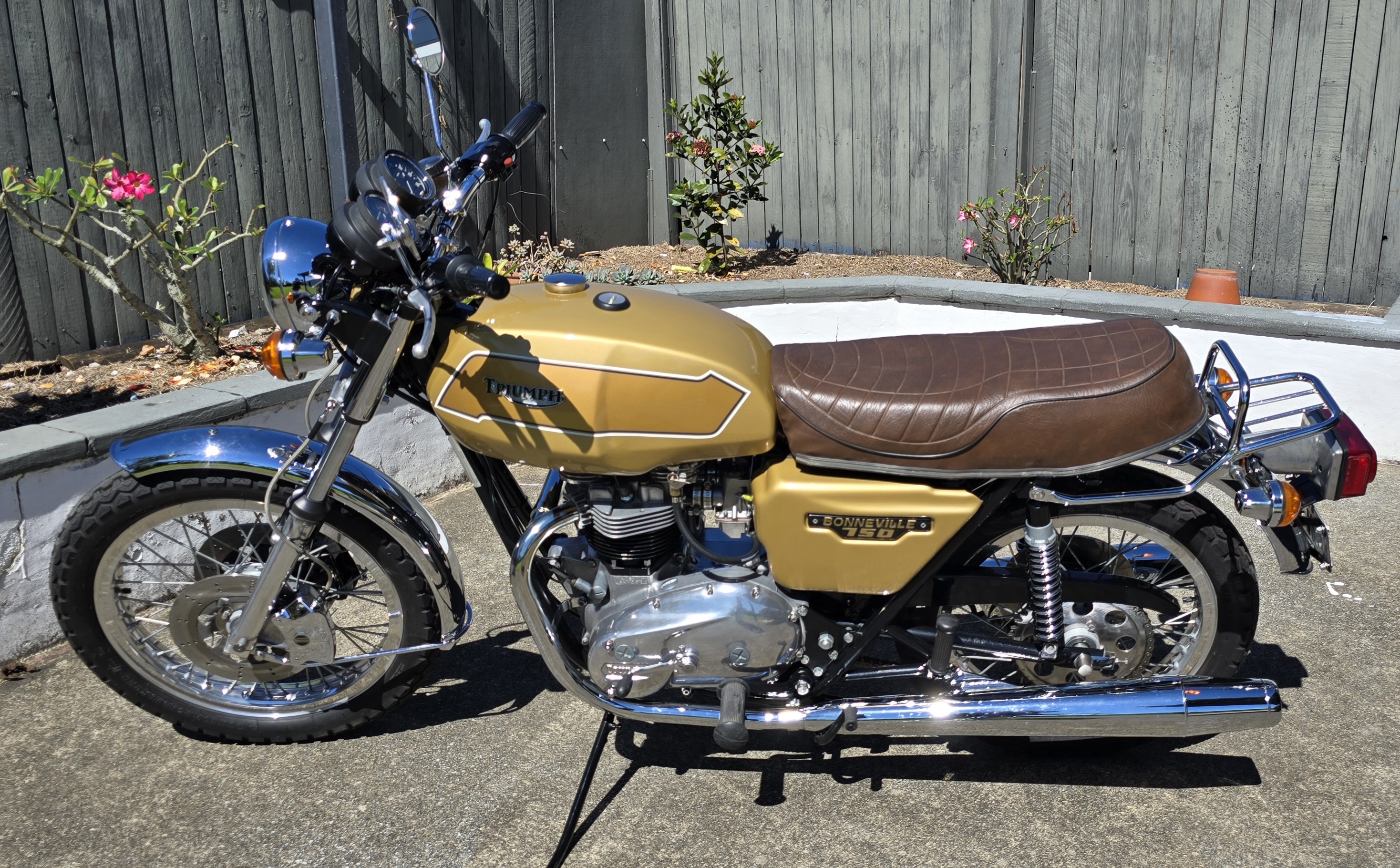 1979 TRIUMPH BONNEVILLE T140E ROAD