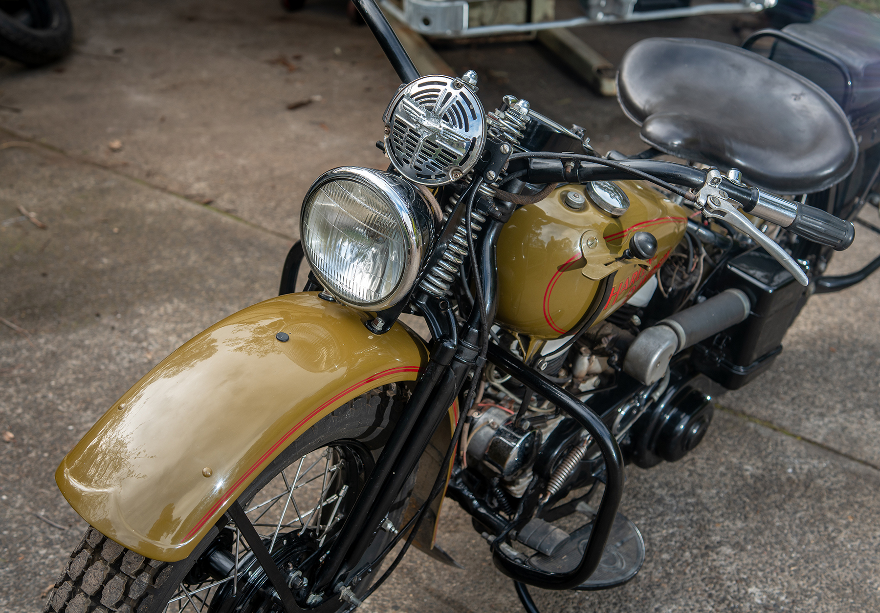 1942 HARLEY-DAVIDSON WLA ROAD