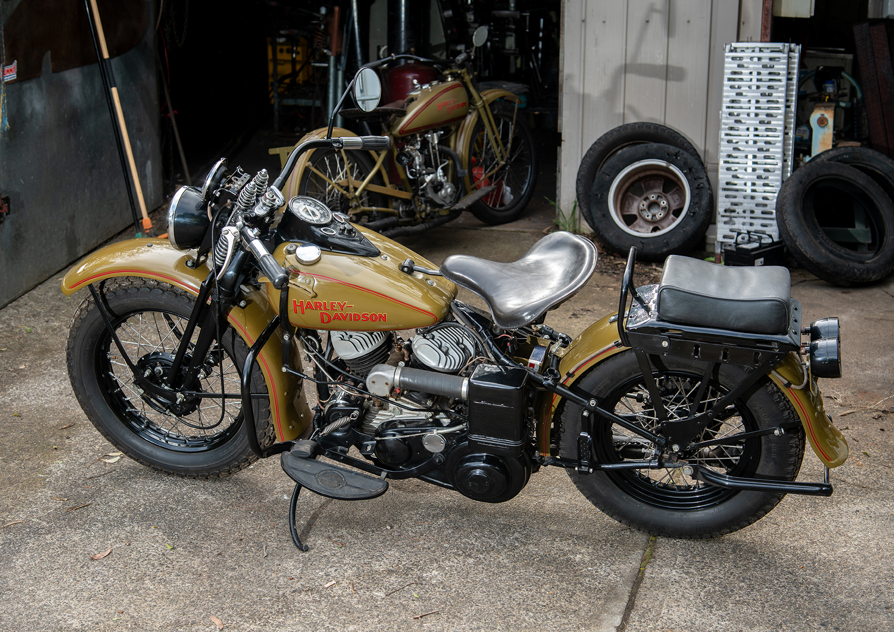 1942 HARLEY-DAVIDSON WLA ROAD