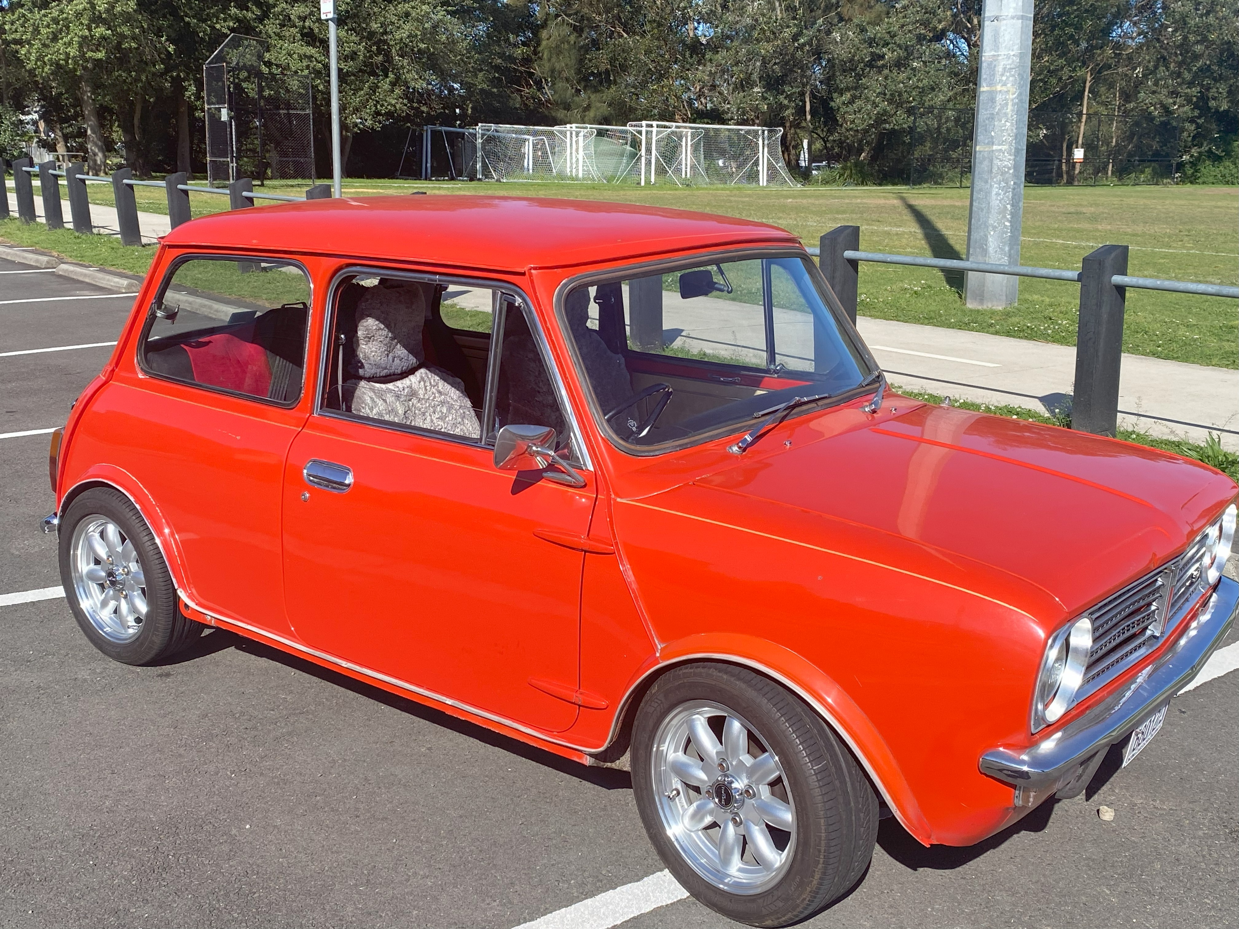 1977 LEYLAND MINI CLUBMAN S 2DR SEDAN
