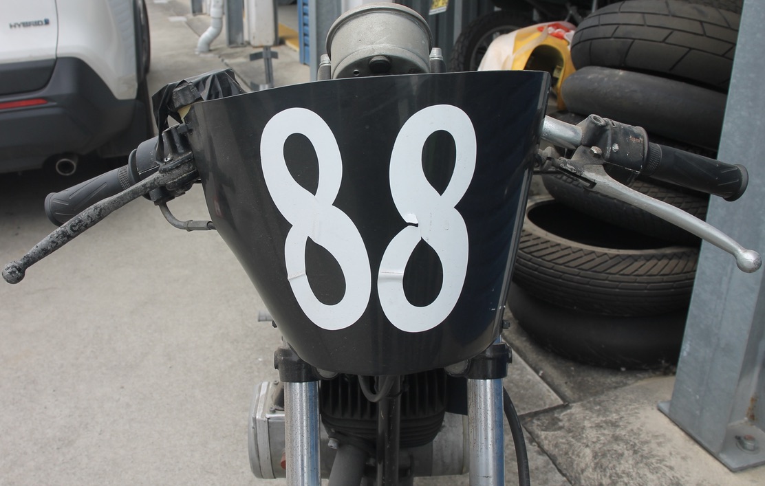1980 SUZUKI GP125 RACE BIKE