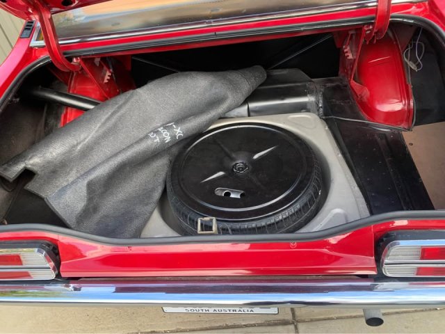 1978 FORD FALCON XC 3 SP AUTOMATIC 4D SEDAN