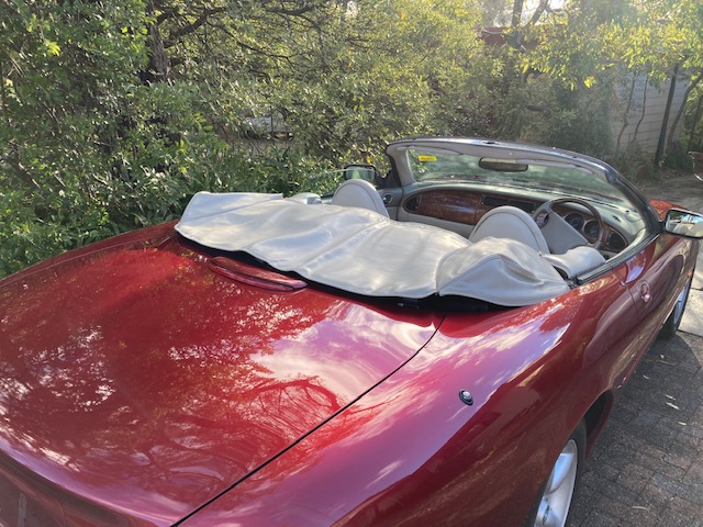 1997 JAGUAR XK8 CLASSIC 5 SP AUTOMATIC 2D CONVERTIBLE