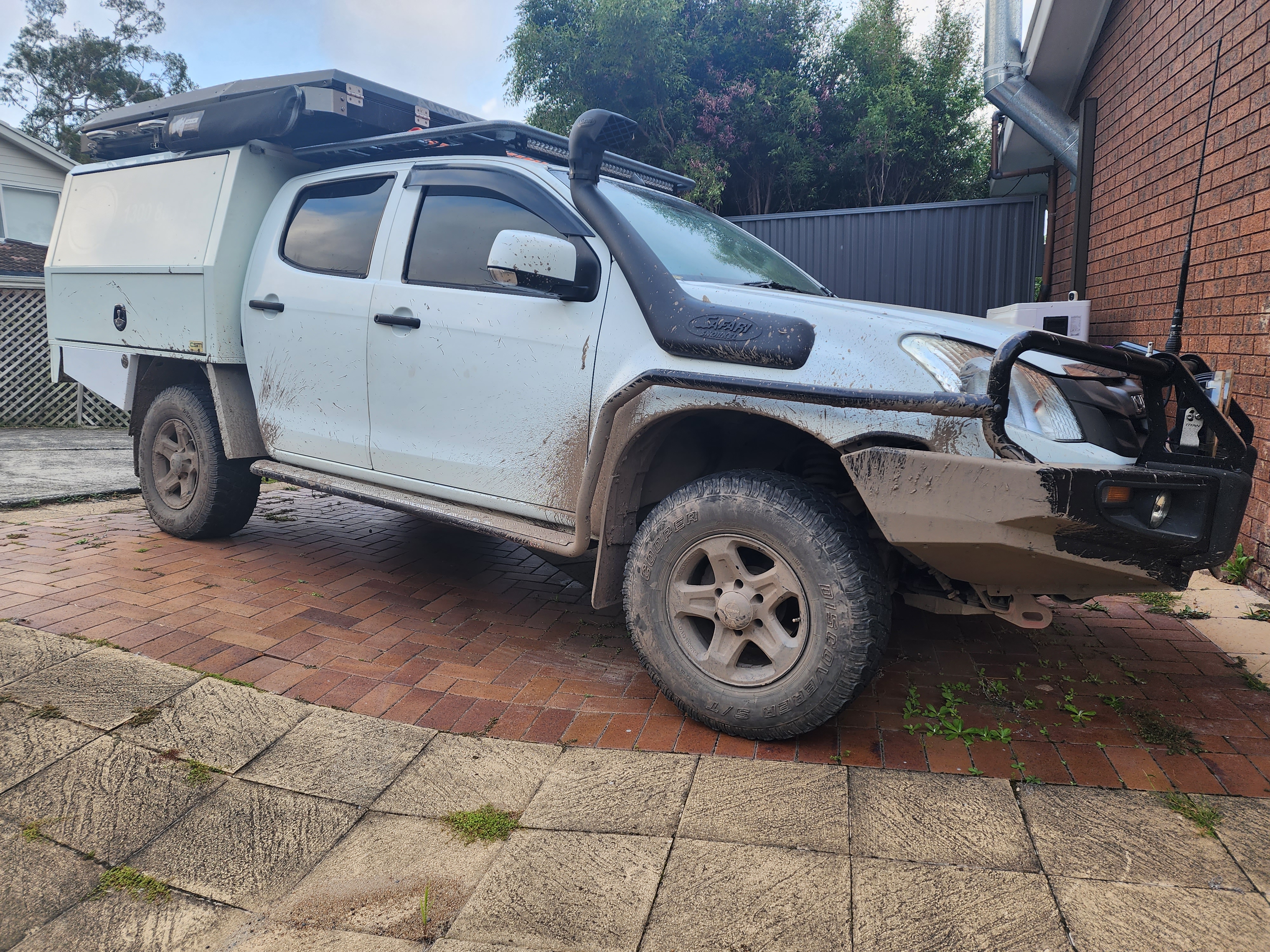 2015 ISUZU D-MAX TF MY15 LS-U HI-RIDE (4x4) 5 SP AUTOMATIC CREW CAB UTILITY