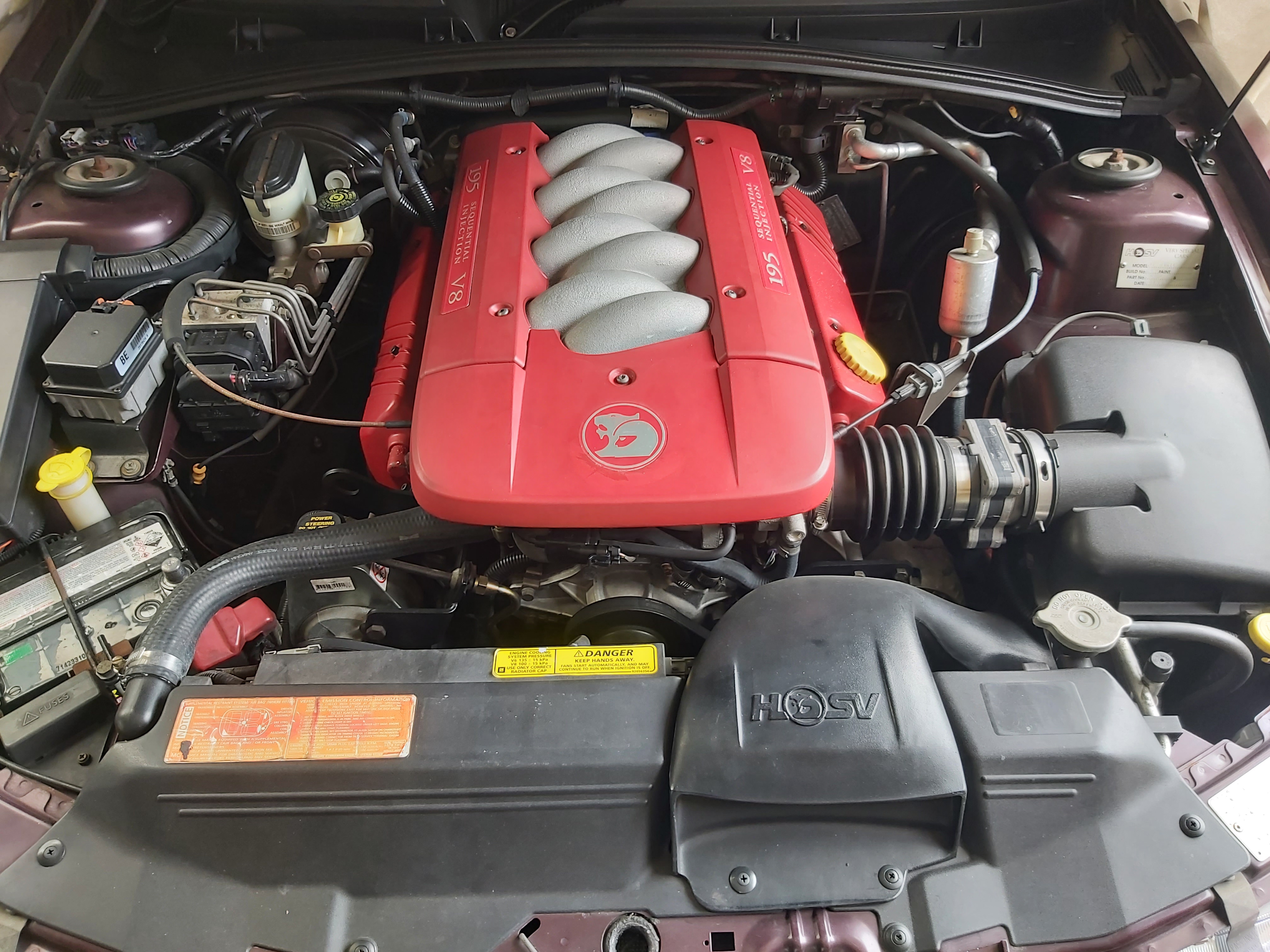 1998 HSV MANTA VT 5 SP V8 MANUAL 4D SEDAN