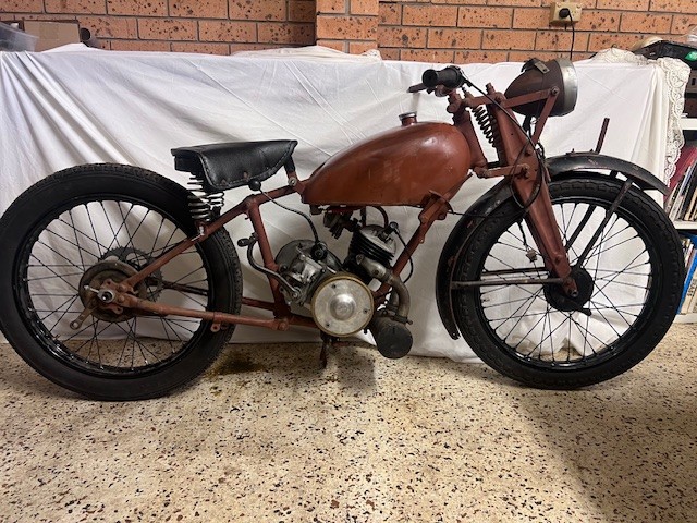 1943-1948 JAMES MILITARY LIGHTWEIGHT 125 ROAD