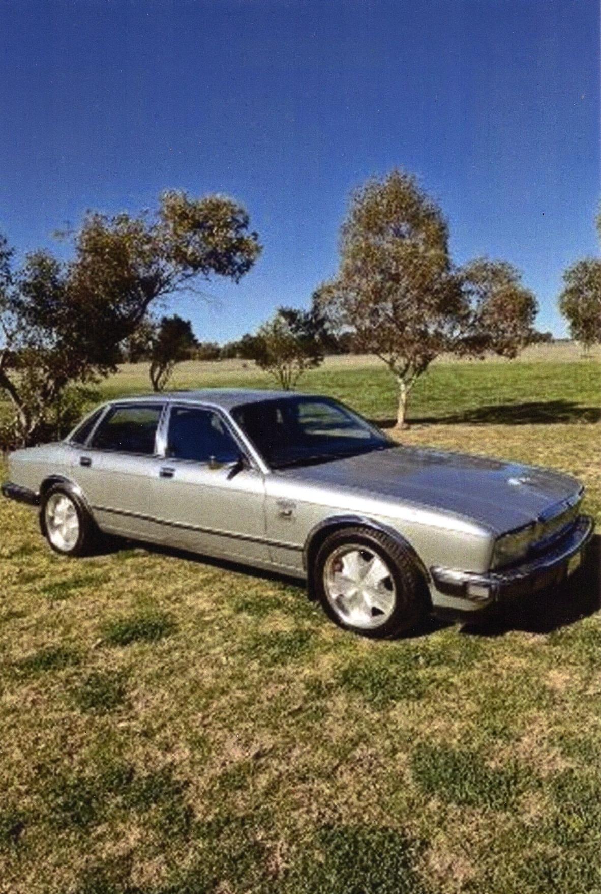 1990 JAGUAR XJ6 SOVEREIGN SEDAN
