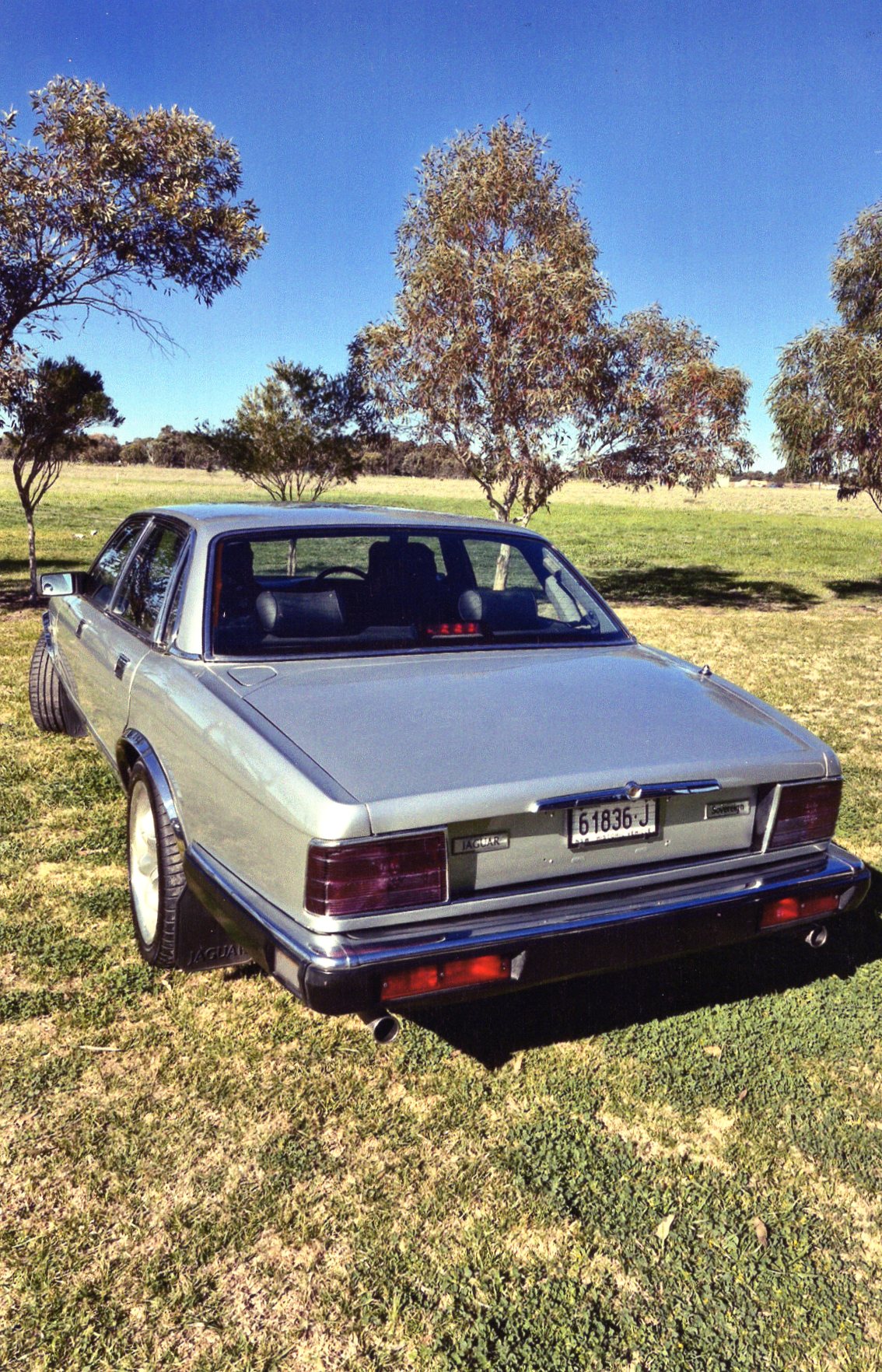 1990 JAGUAR XJ6 SOVEREIGN SEDAN