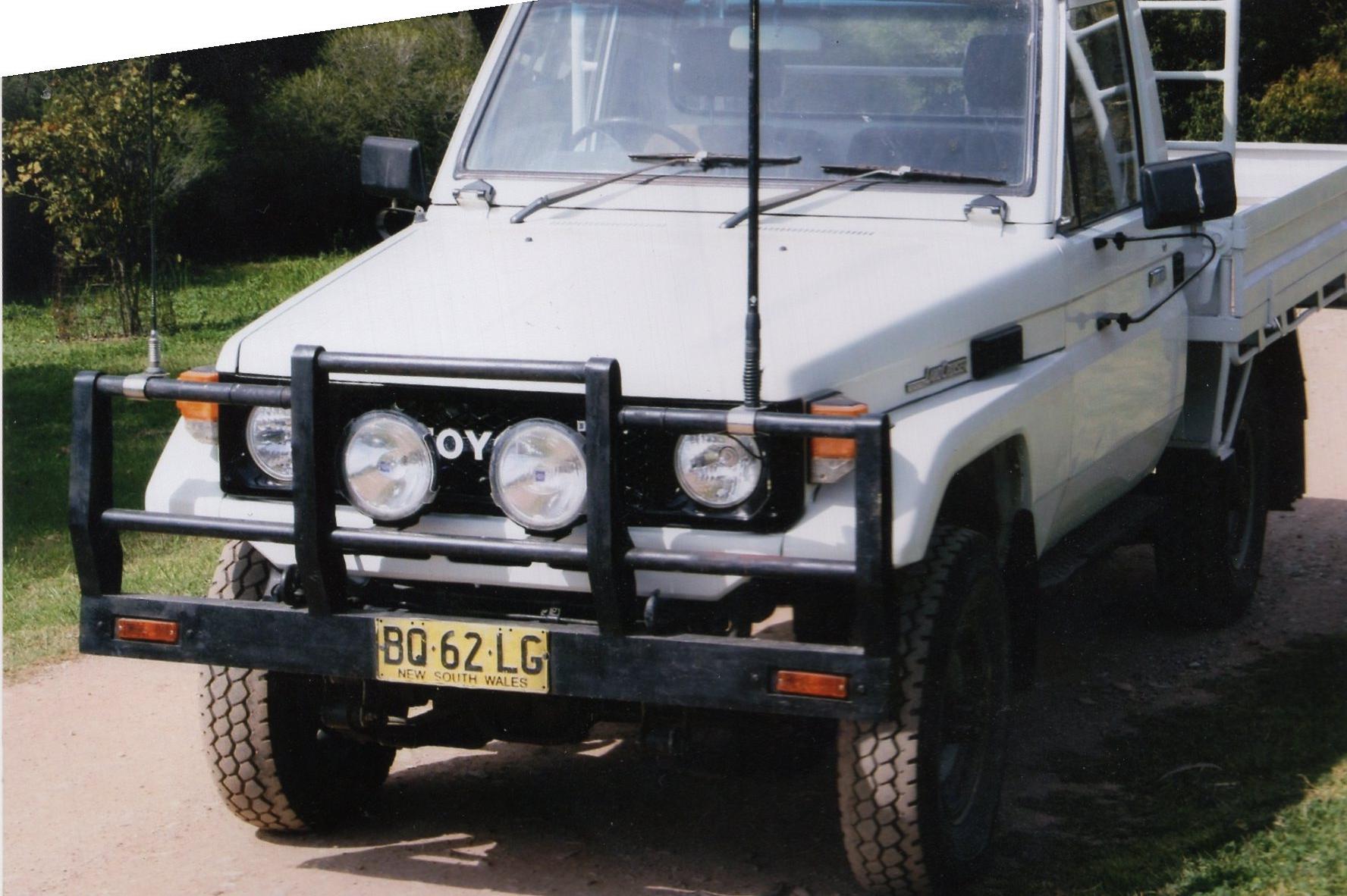 1989 TOYOTA LANDCRUISER HJ75 TTF TRAY BACK UTILITY