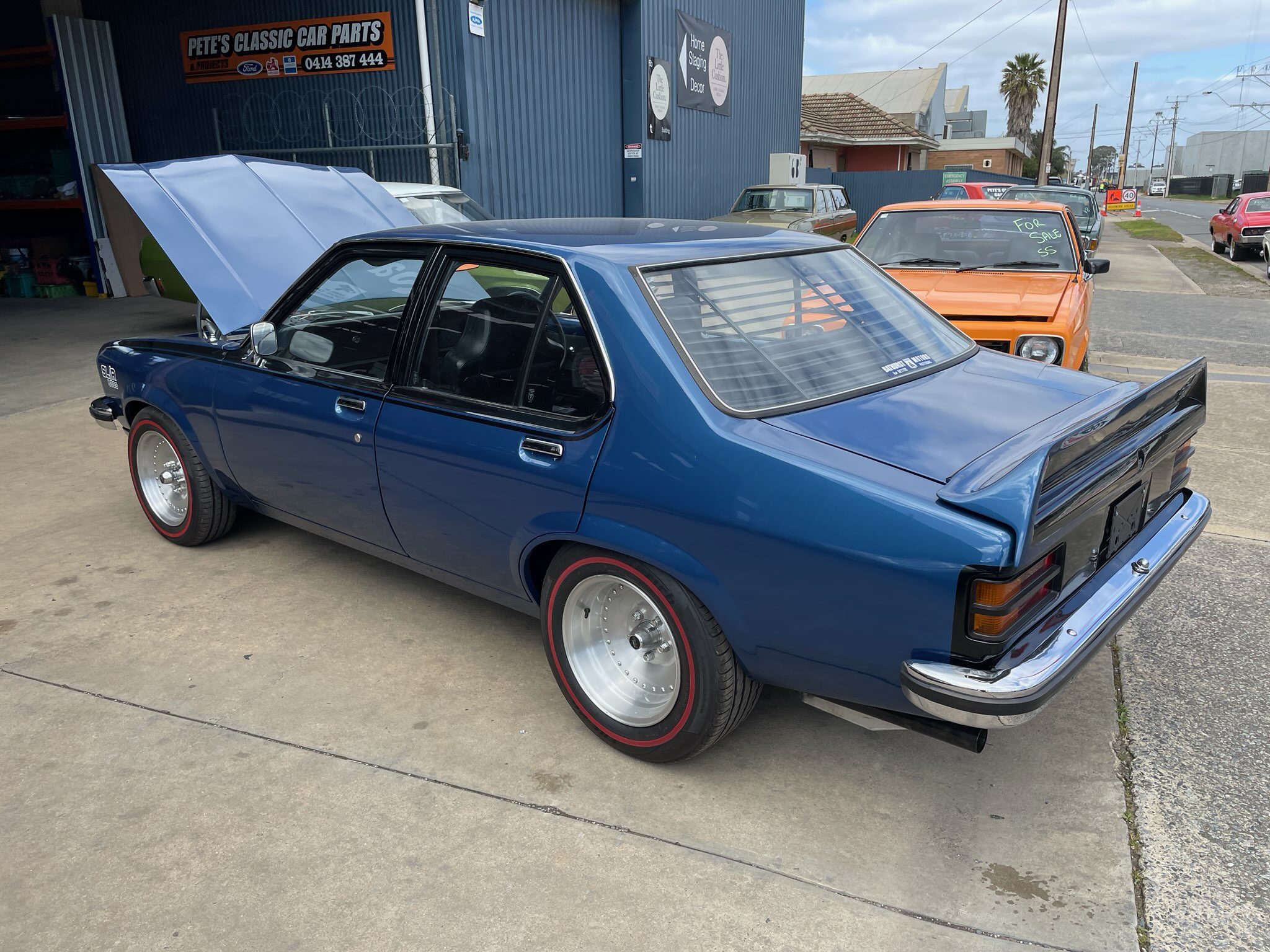 1975 HOLDEN TORANA LH SL/R 5000 TRIBUTE SEDAN