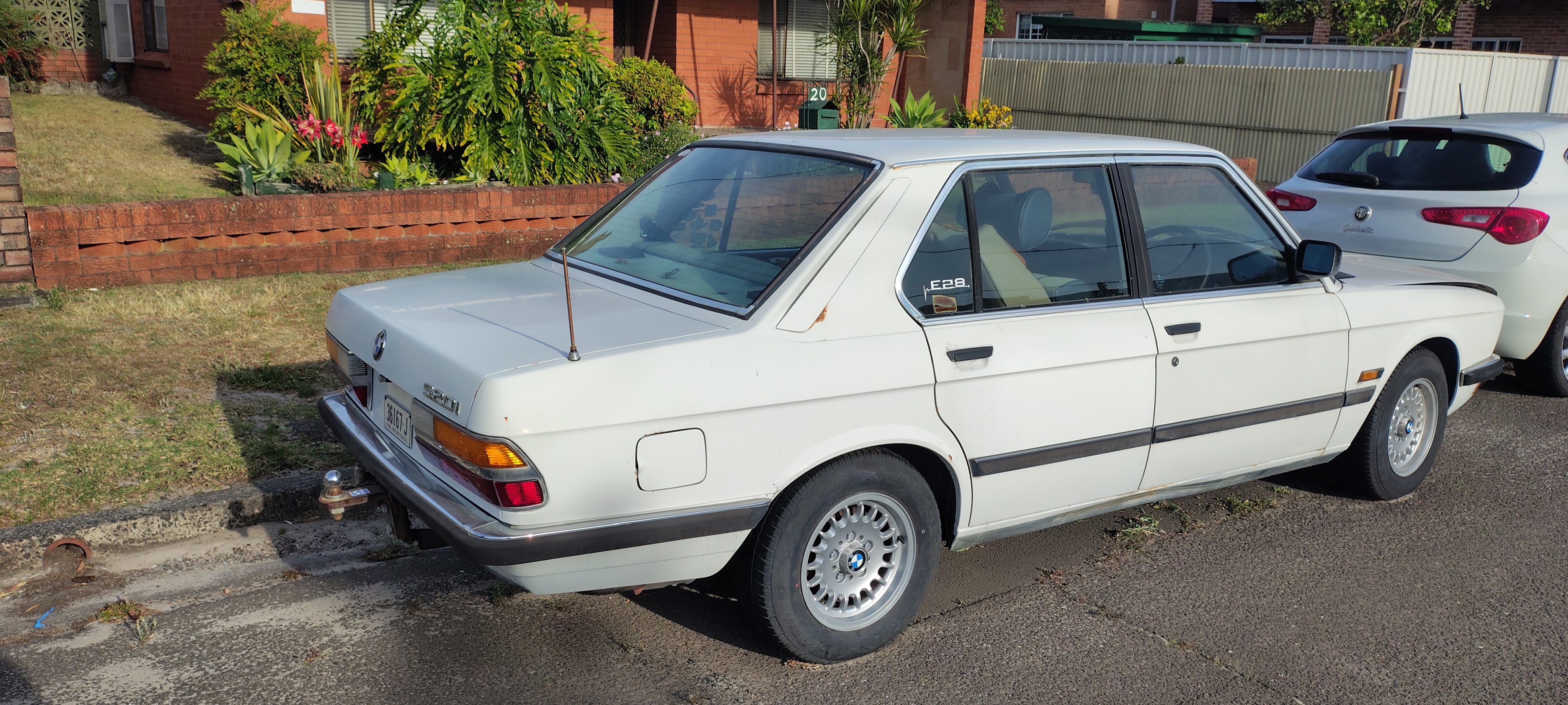 1984 BMW 5 20i 4 SP AUTOMATIC 4D SEDAN