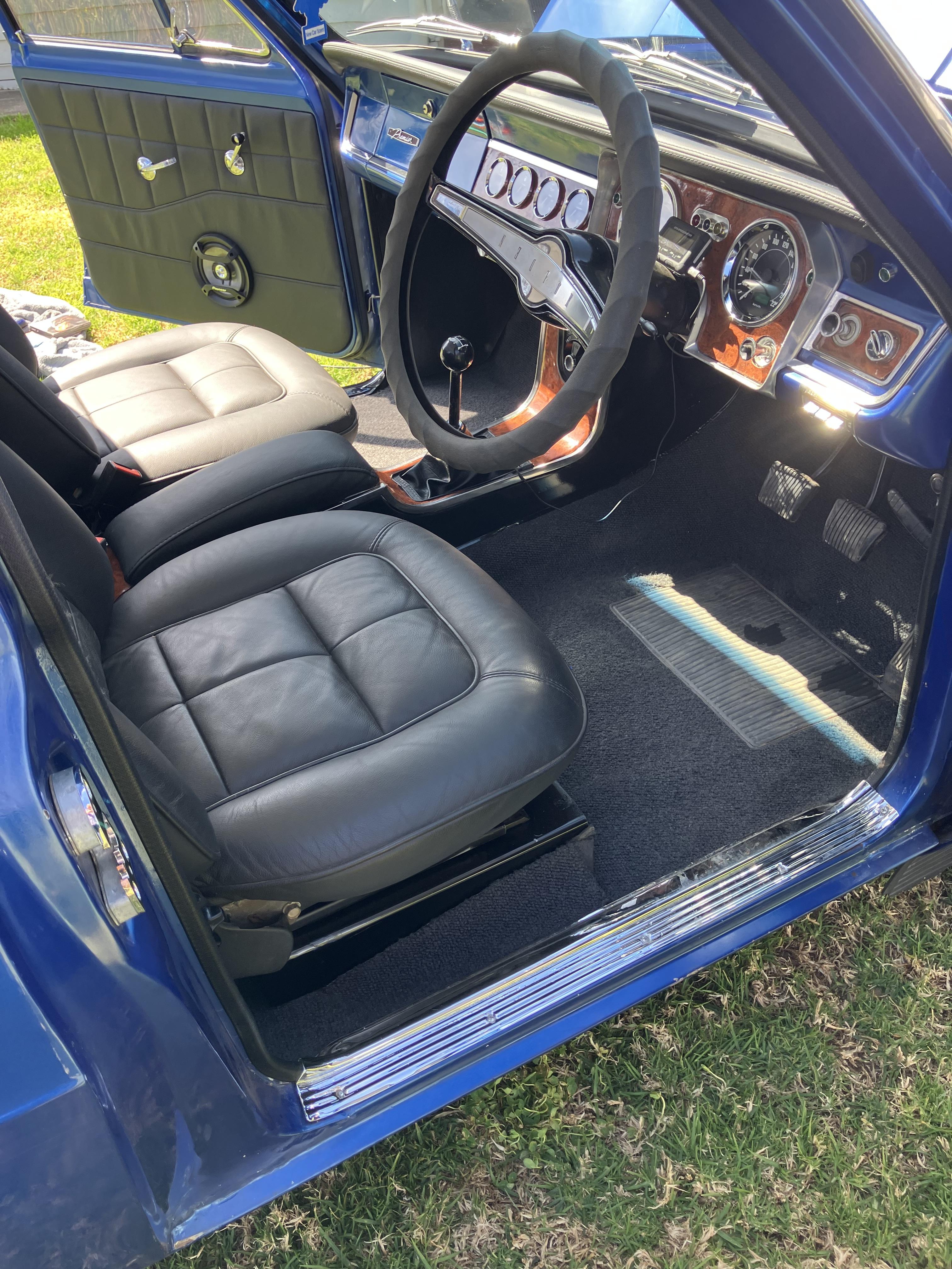 1966 HOLDEN STANDARD HR 4 SP MANUAL 2D UTILITY