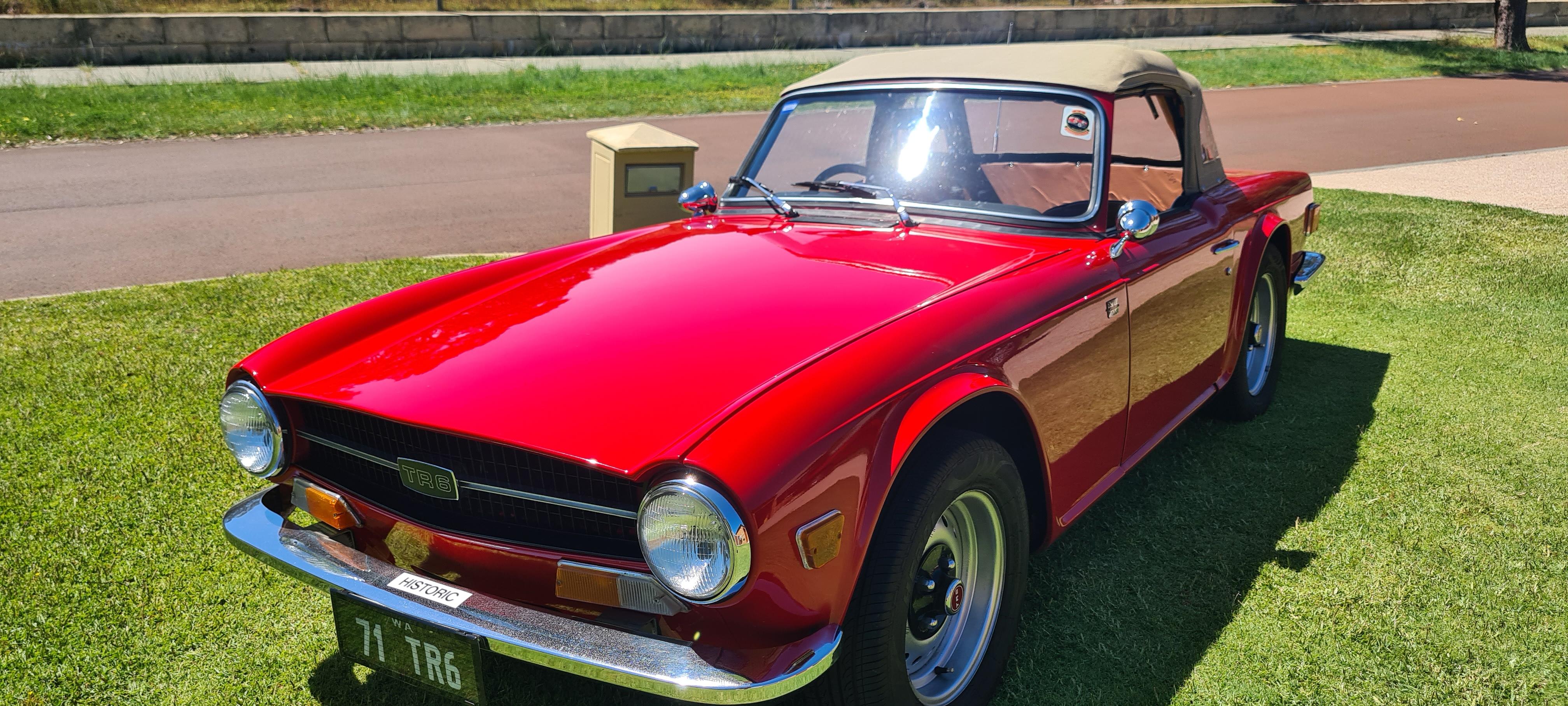 1971 TRIUMPH TR6 4 SP MANUAL 2D CONVERTIBLE