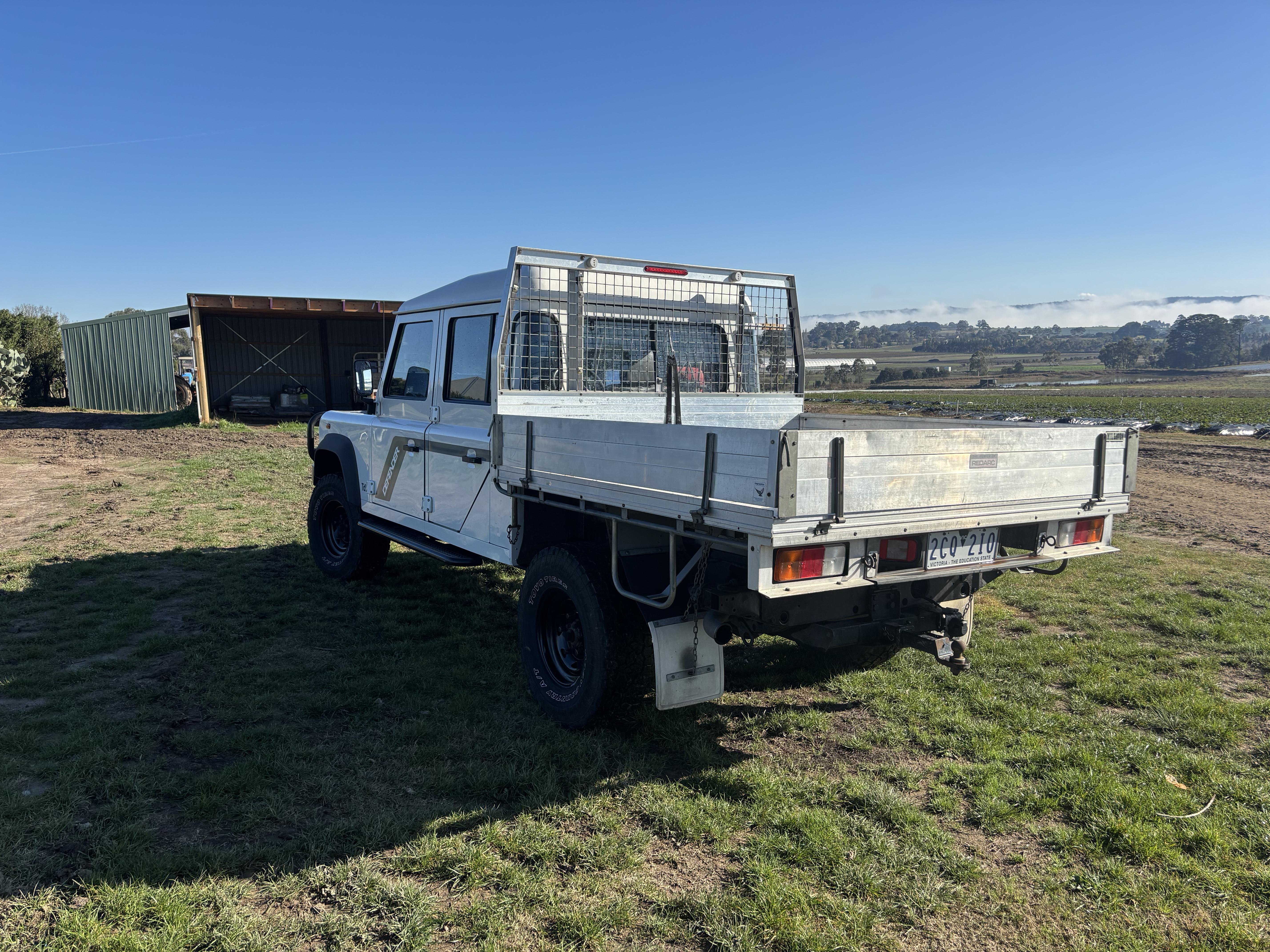 2006 LAND ROVER DEFENDER 130 TD5 4X4 DUAL CAB UTE 