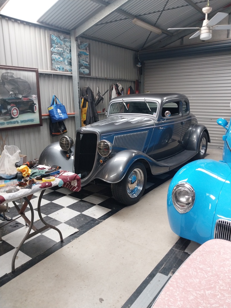 1934 FORD 5W COUPE