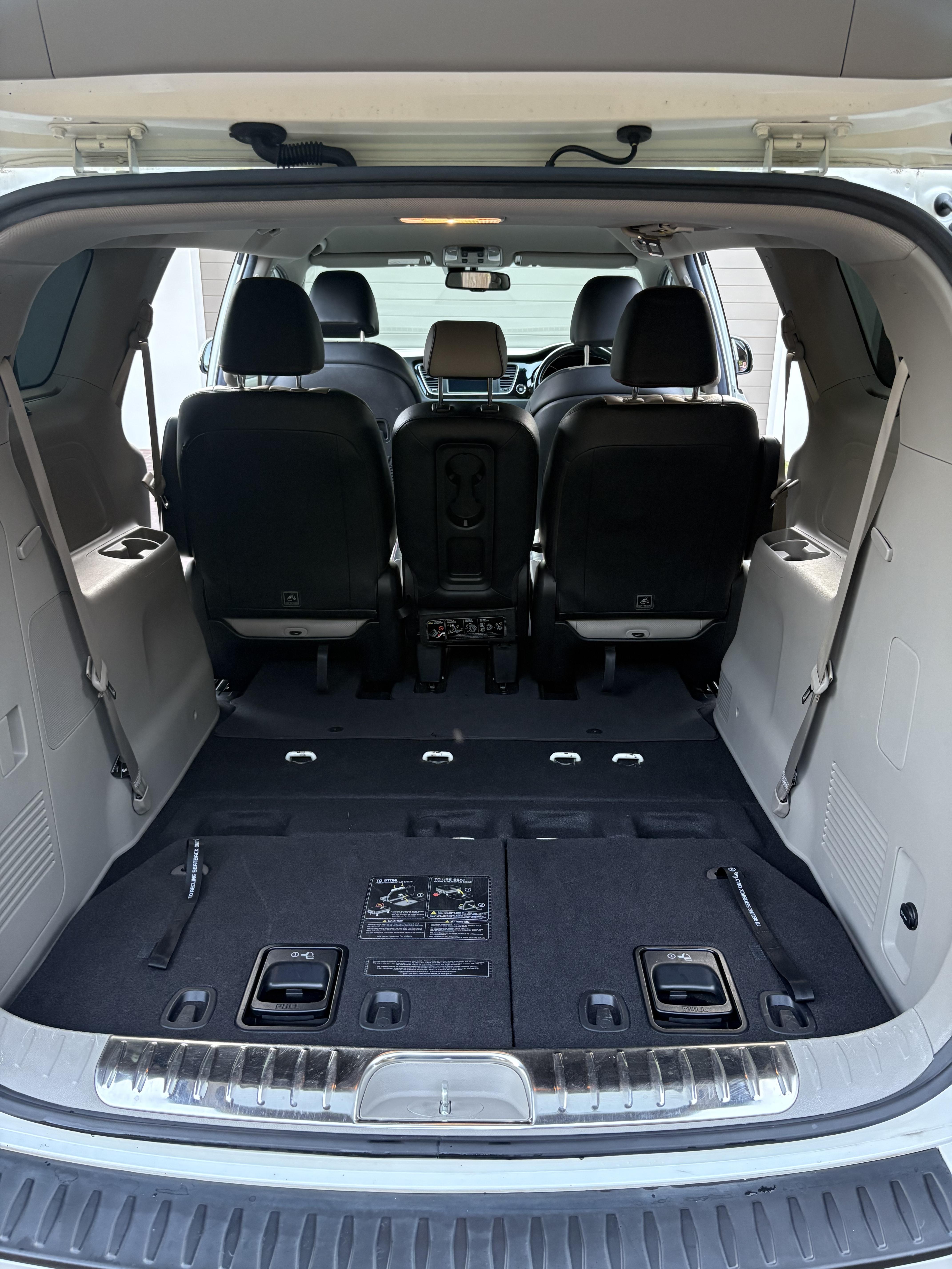 2019 KIA CARNIVAL YP PE MY20 PLATINUM 8 SP AUTOMATIC 4D WAGON