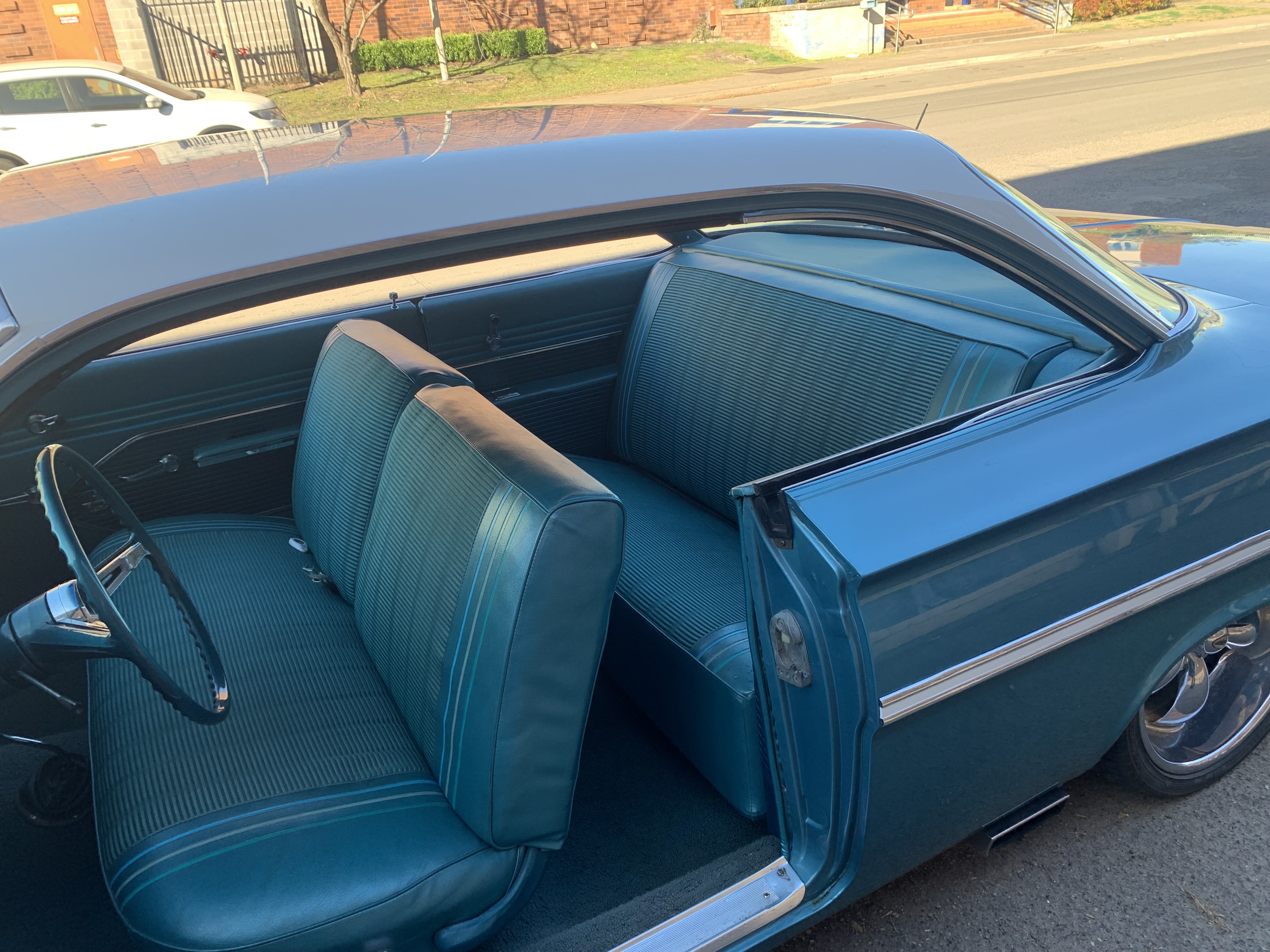 1961 CHEVROLET BEL AIR 2D COUPE