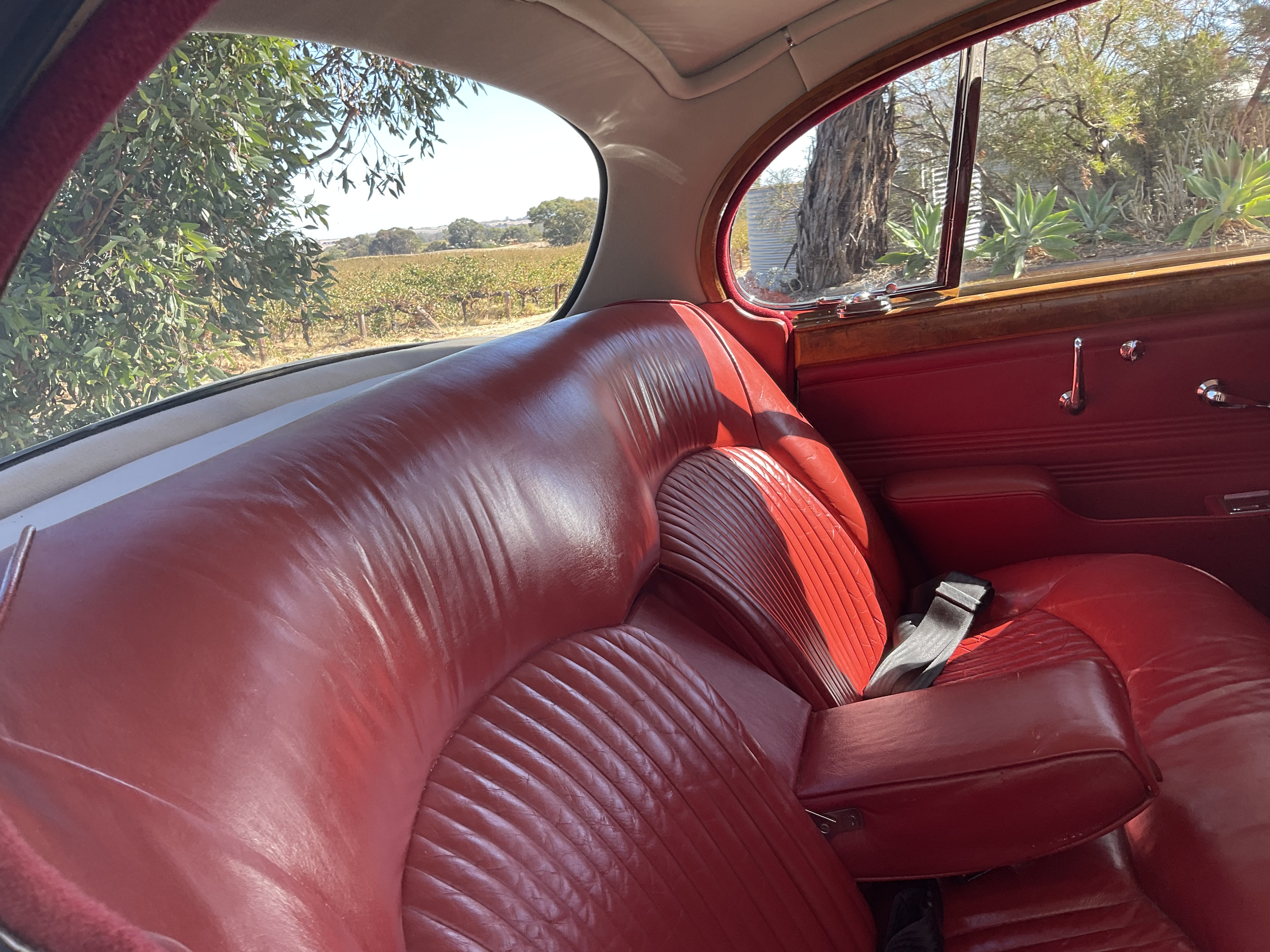 1964 JAGUAR S TYPE 3.8 AUTOMATIC SEDAN