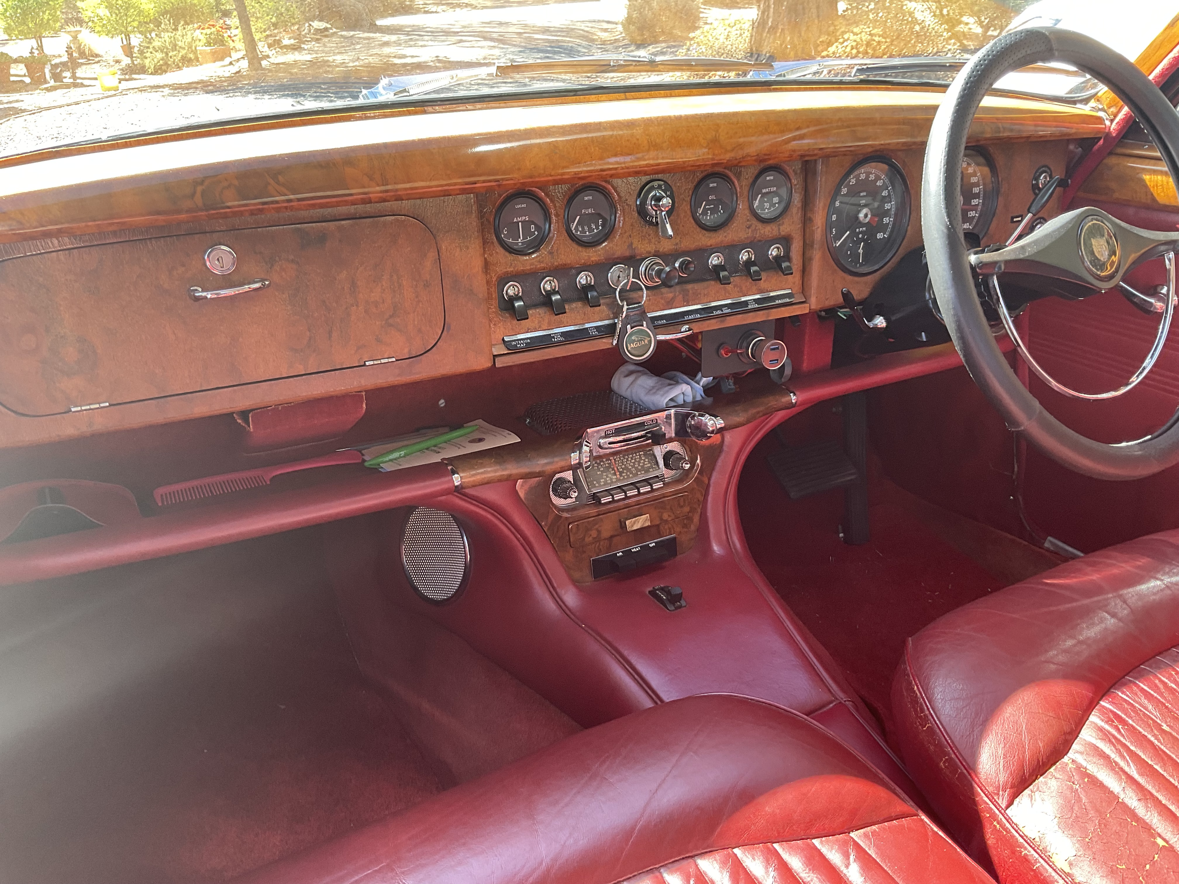 1964 JAGUAR S TYPE 3.8 AUTOMATIC SEDAN