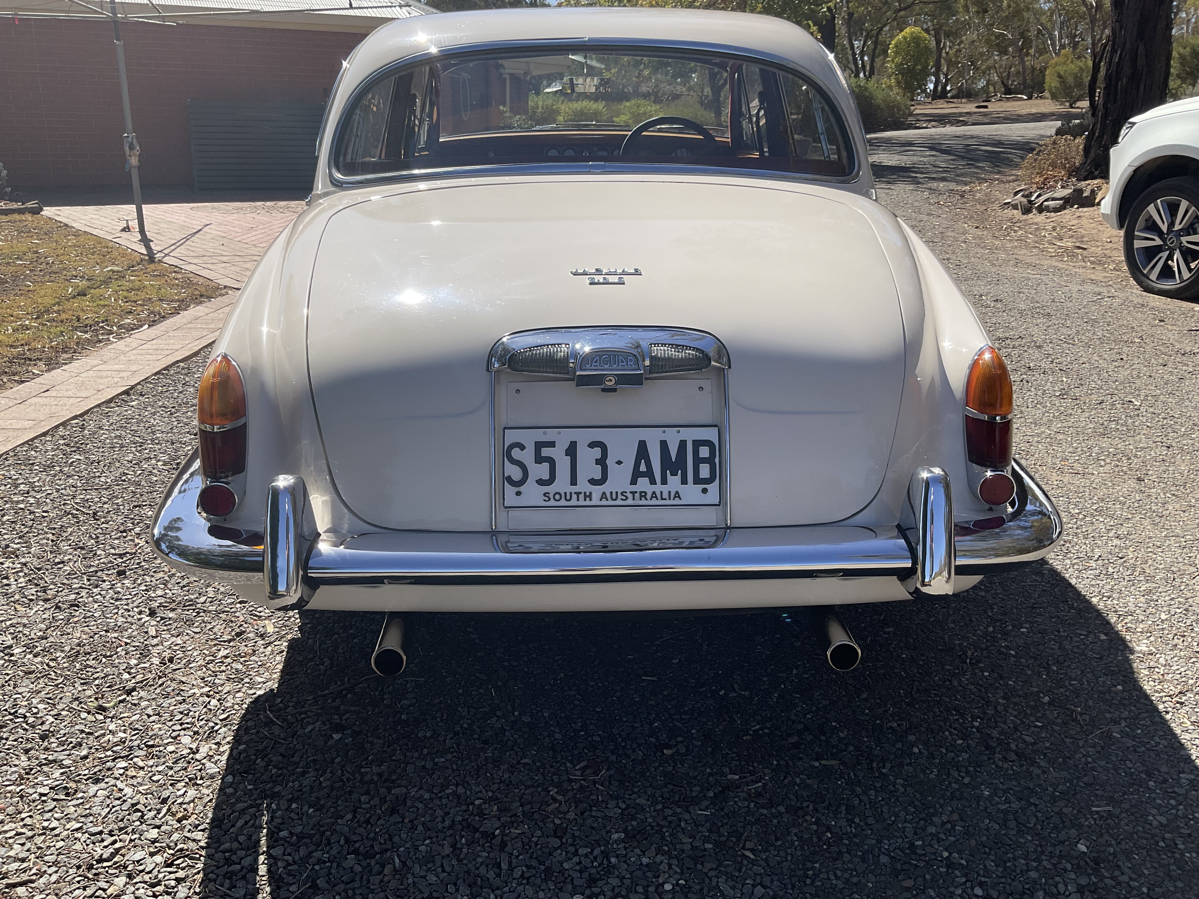1964 JAGUAR S TYPE 3.8 AUTOMATIC SEDAN