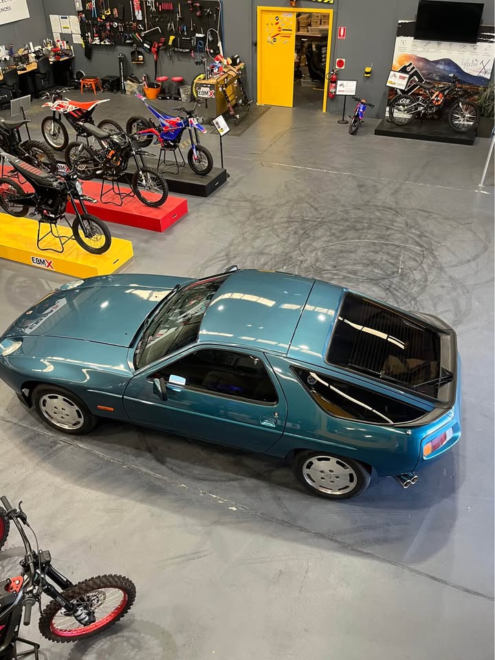 1980 PORSCHE 928 S 5 SP MANUAL 2D COUPE