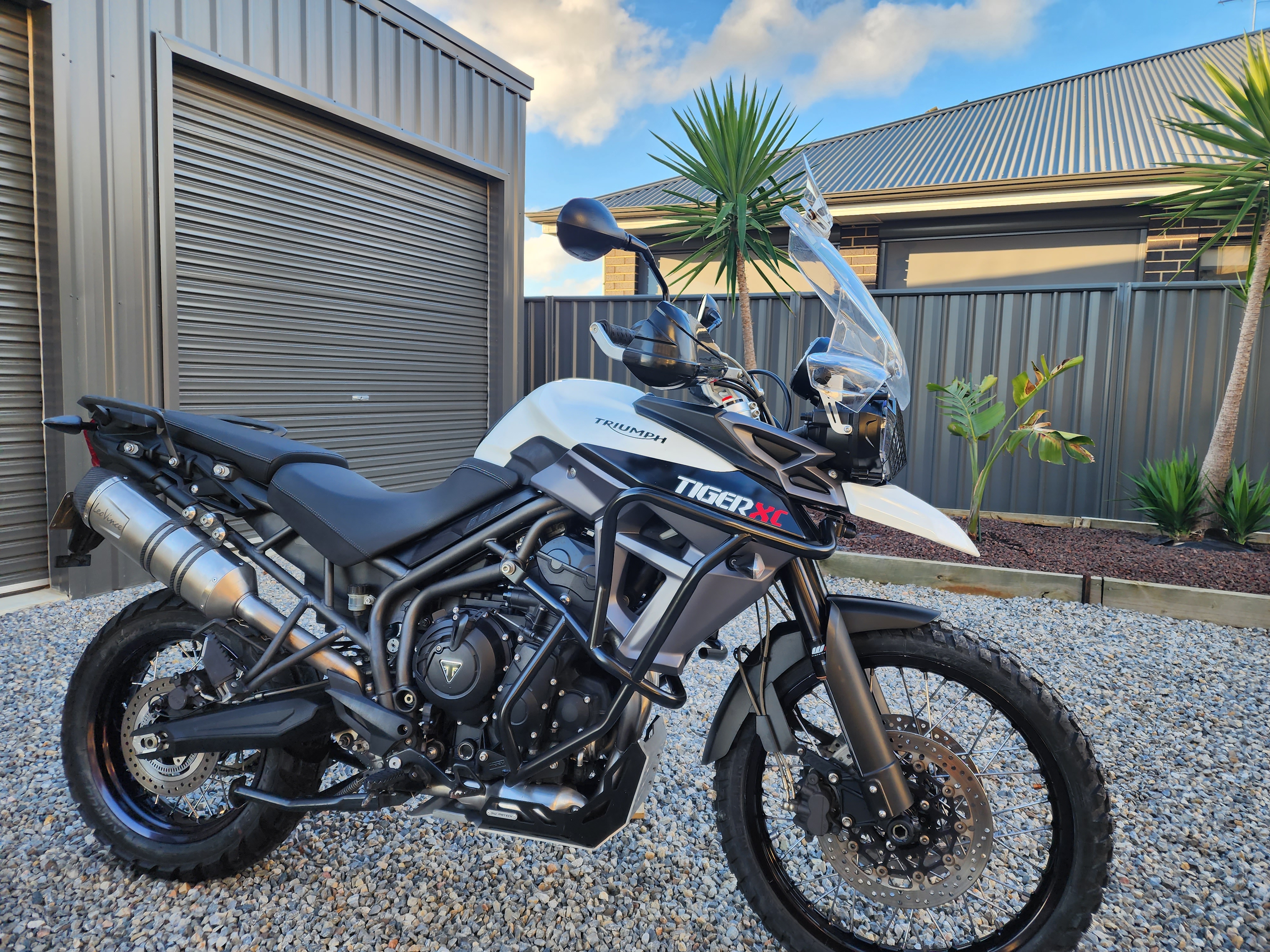 2015 TRIUMPH TIGER 800XC ABS DUAL SPORTS
