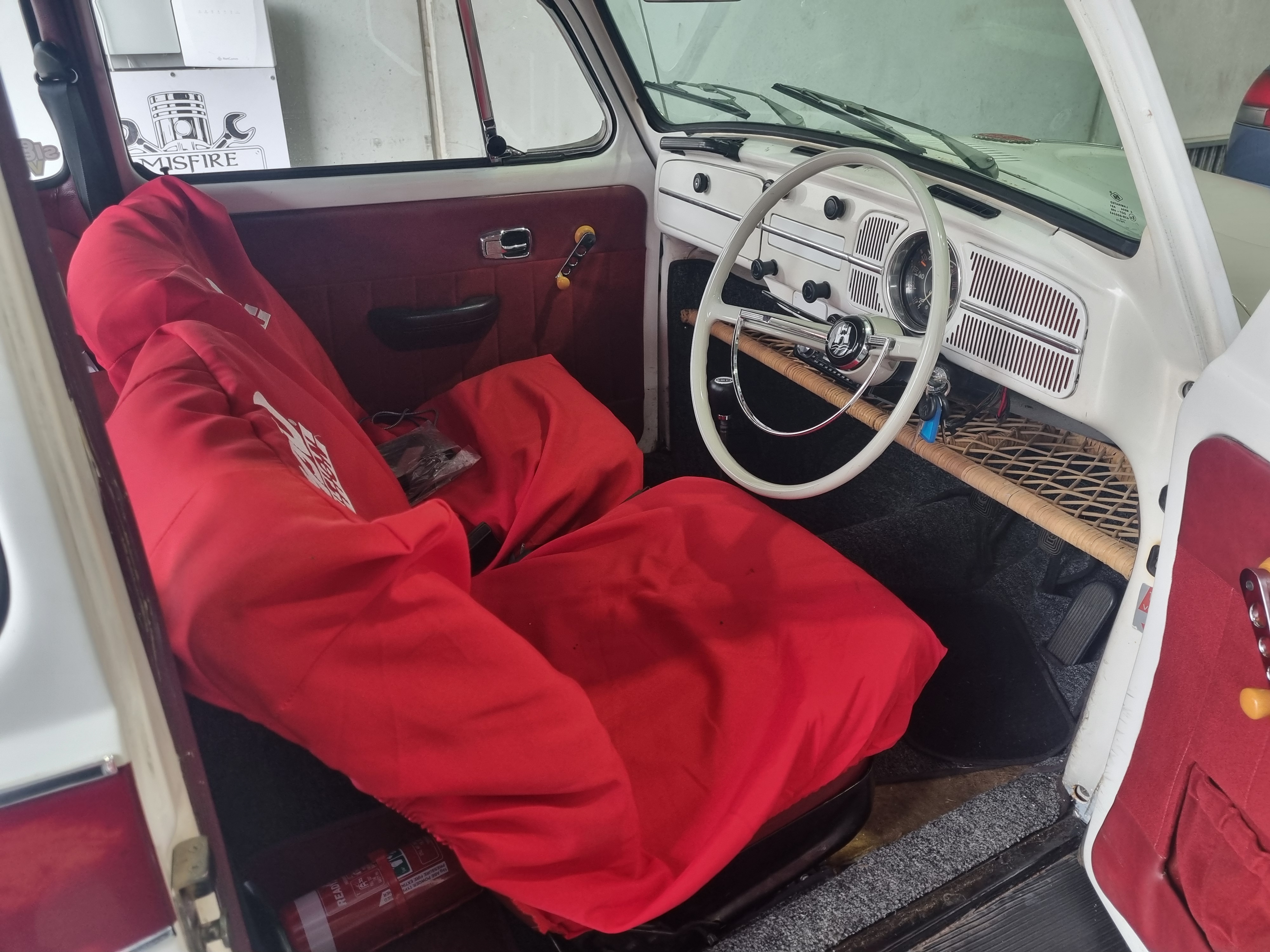 1969 VOLKSWAGEN BEETLE 1600 2D SEDAN