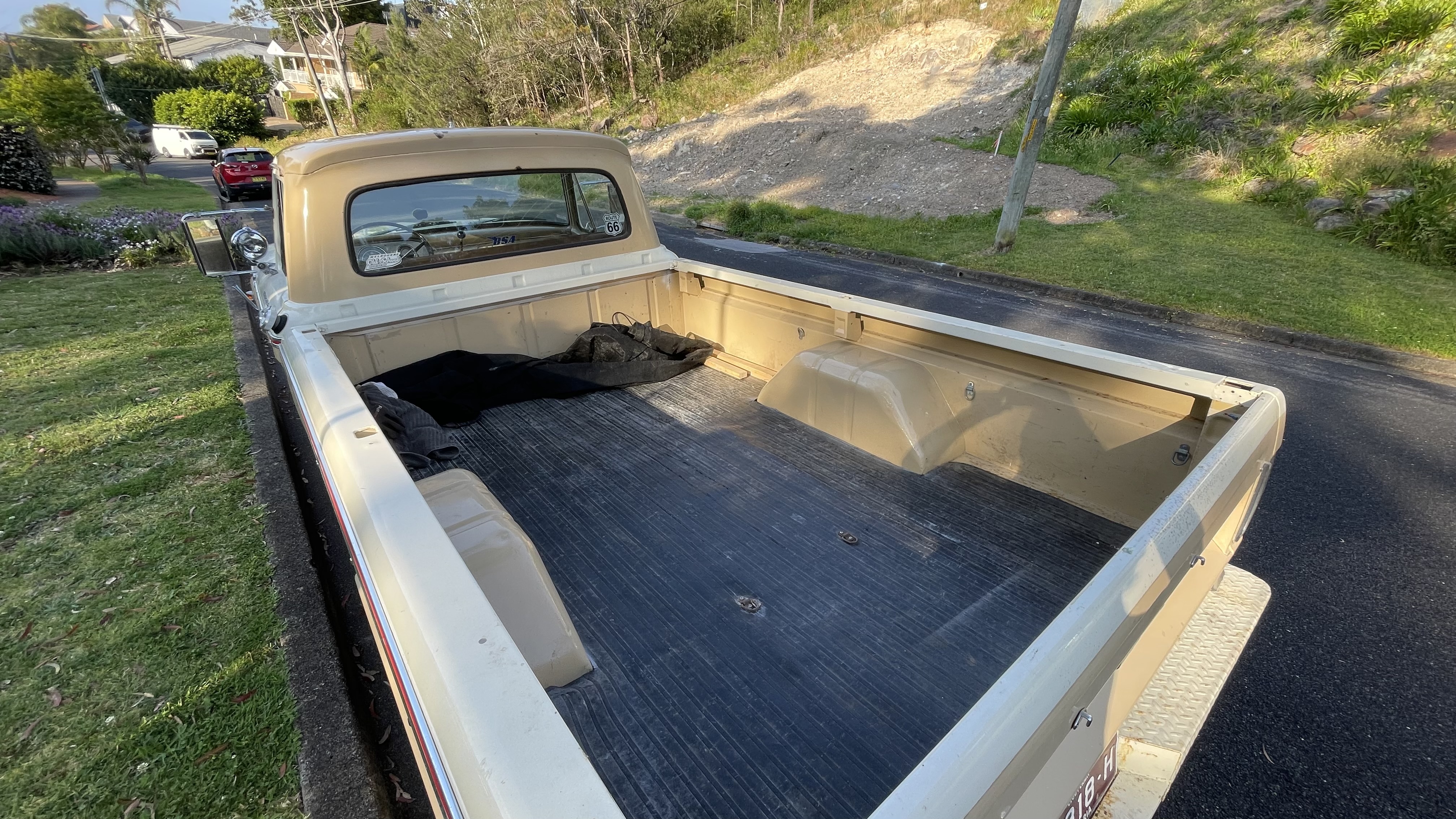 1964 FORD F-250 UTILITY