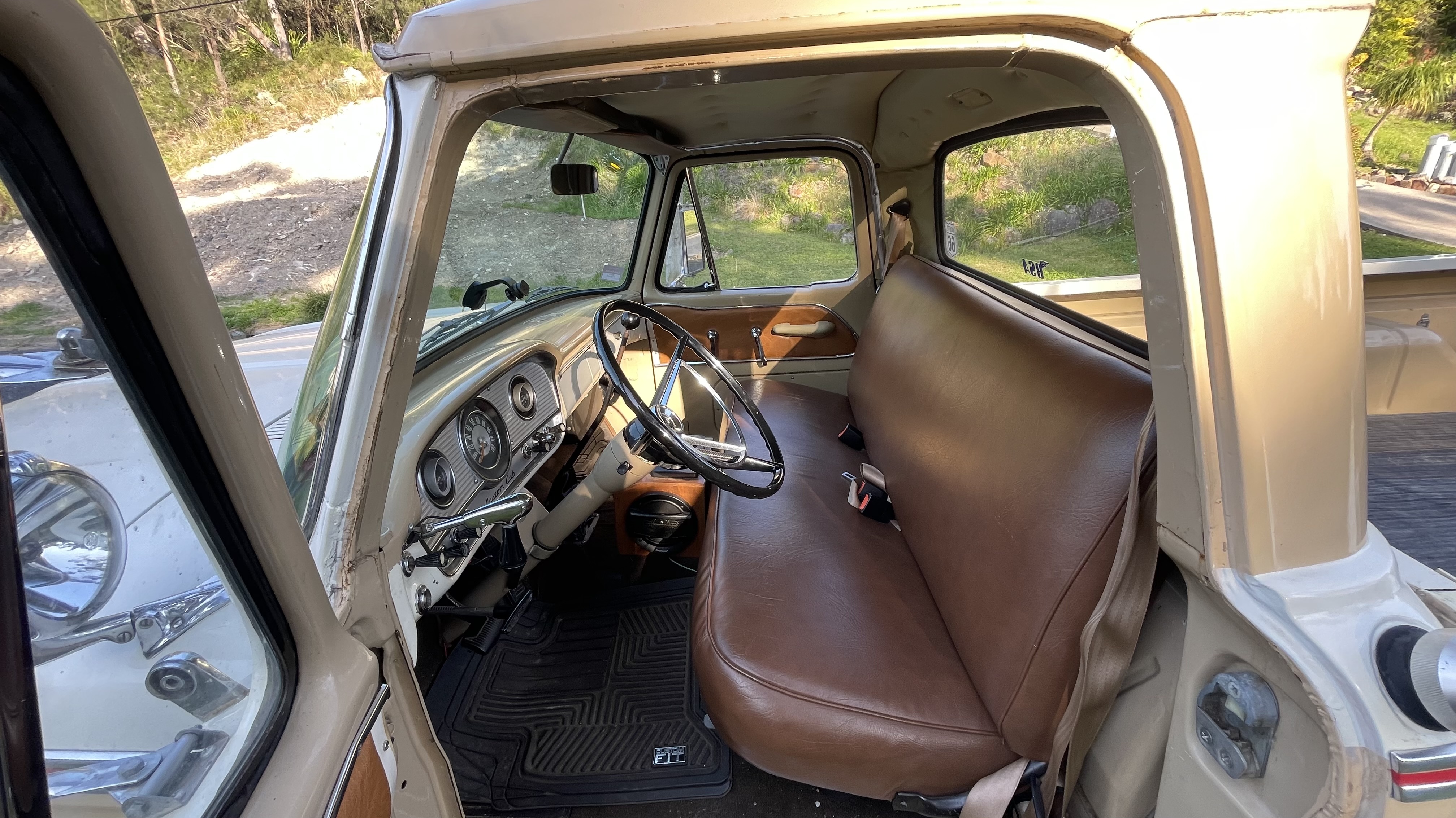 1964 FORD F-250 UTILITY