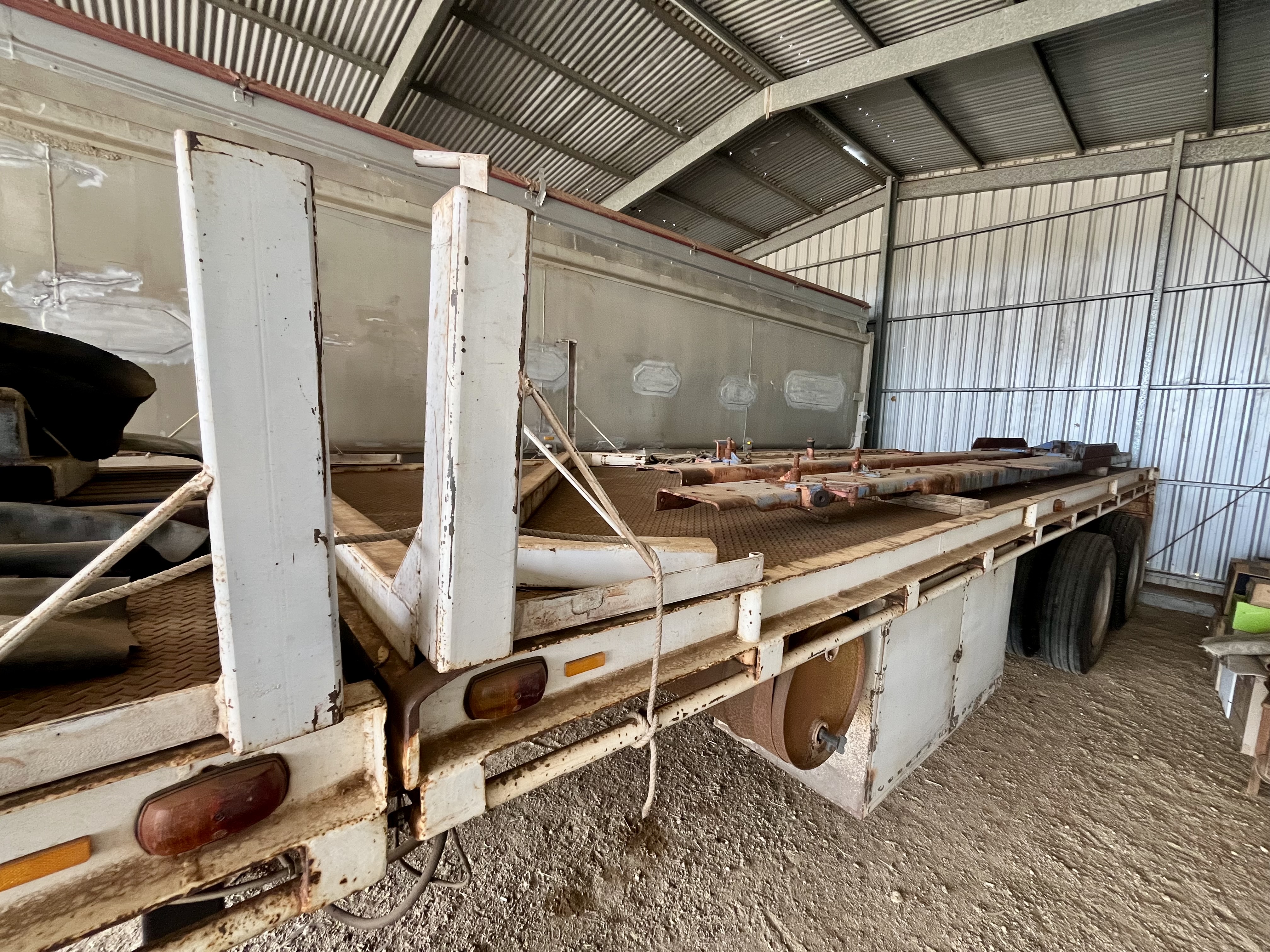 1968 HOWARD PORTER BOGEY EXTENDABLE TRAILER 