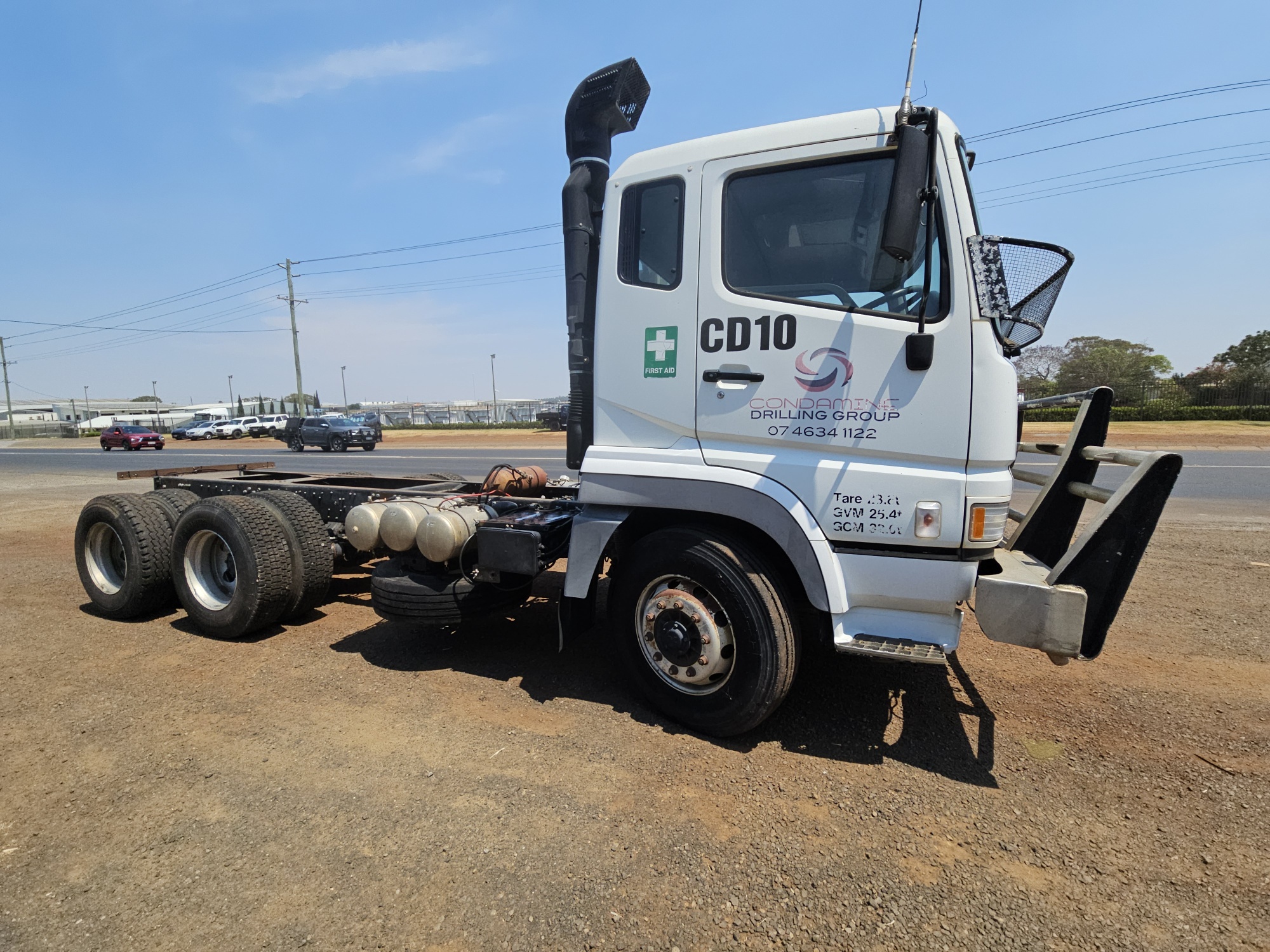 2005 MITSUBISHI FUSO FV SERIES 6X4 RIGID