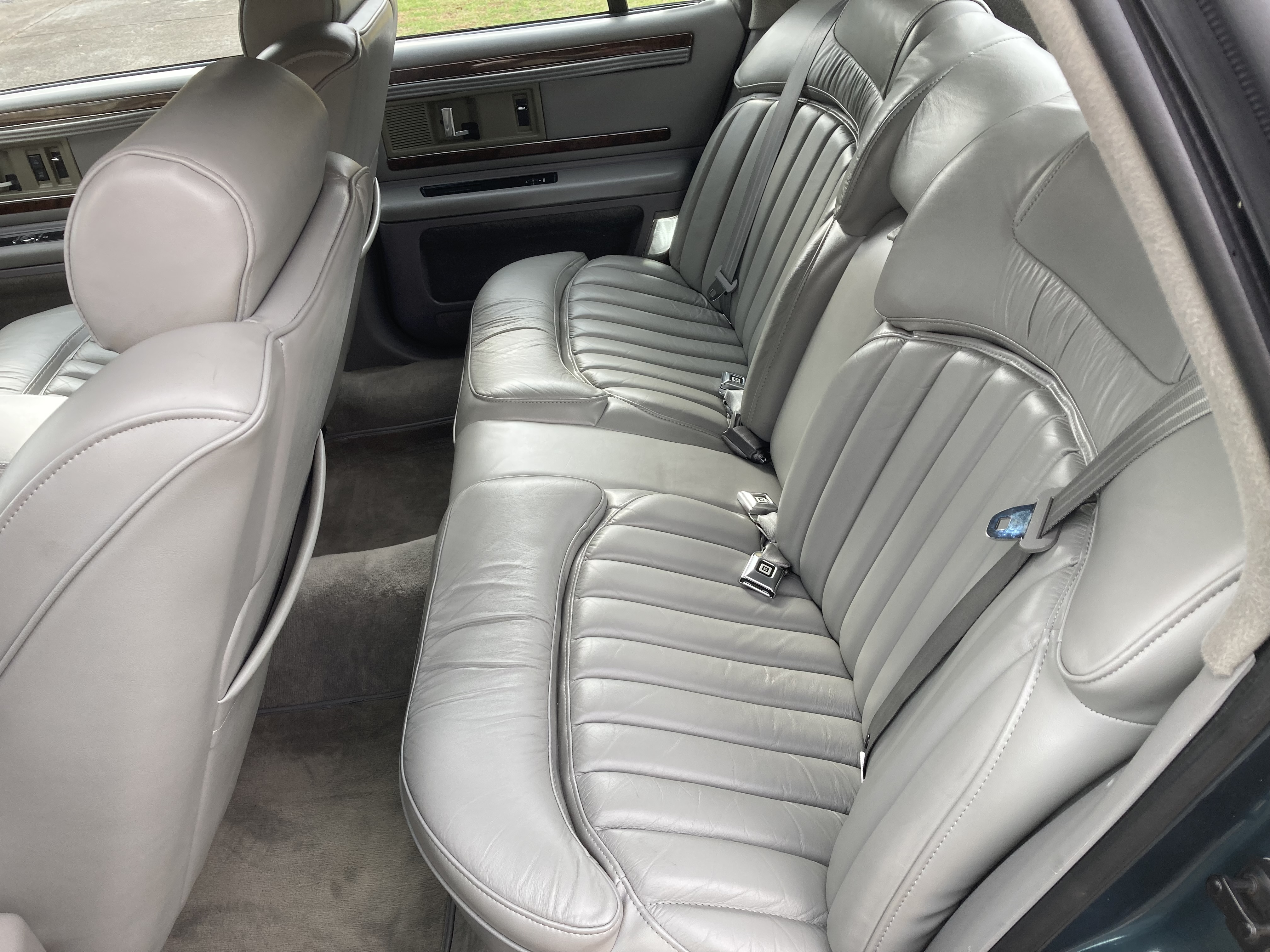 1995 BUICK ROADMASTER SEDAN