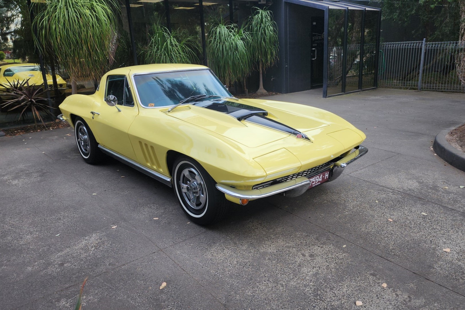 1966 CHEVROLET CORVETTE C2 COUPE