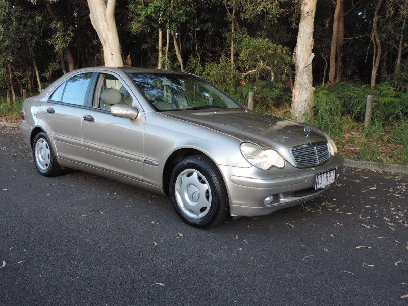 2002 MERCEDES-BENZ C180 SUPERCHARGED SEDAN
