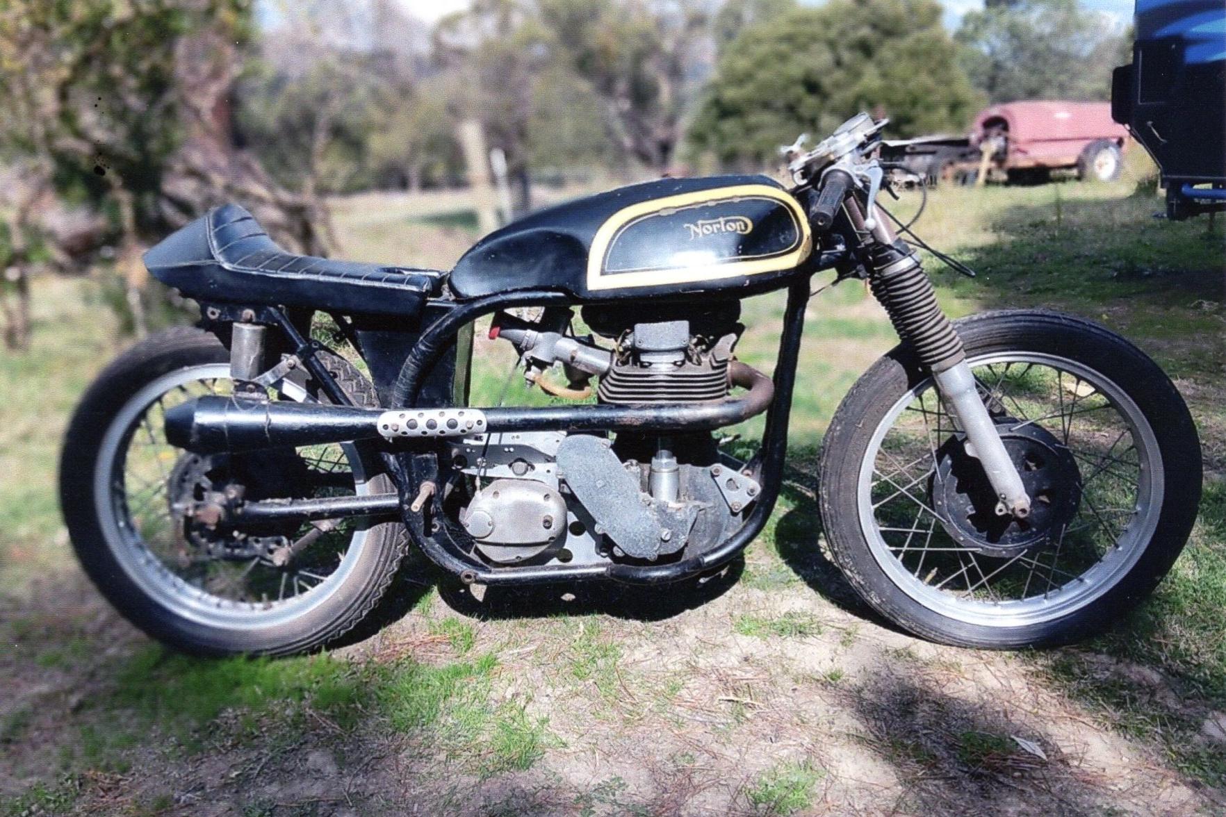 1956 NORTON MANX 350CC RACER