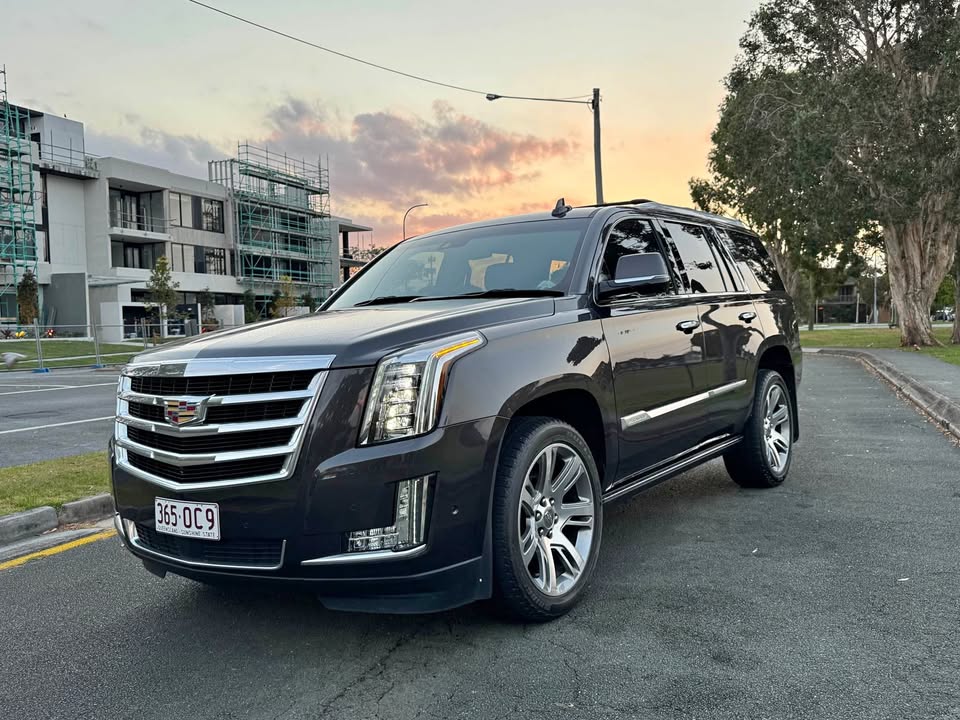 2017 Cadillac Escalade Premium Luxury Automatic 4D Wagon