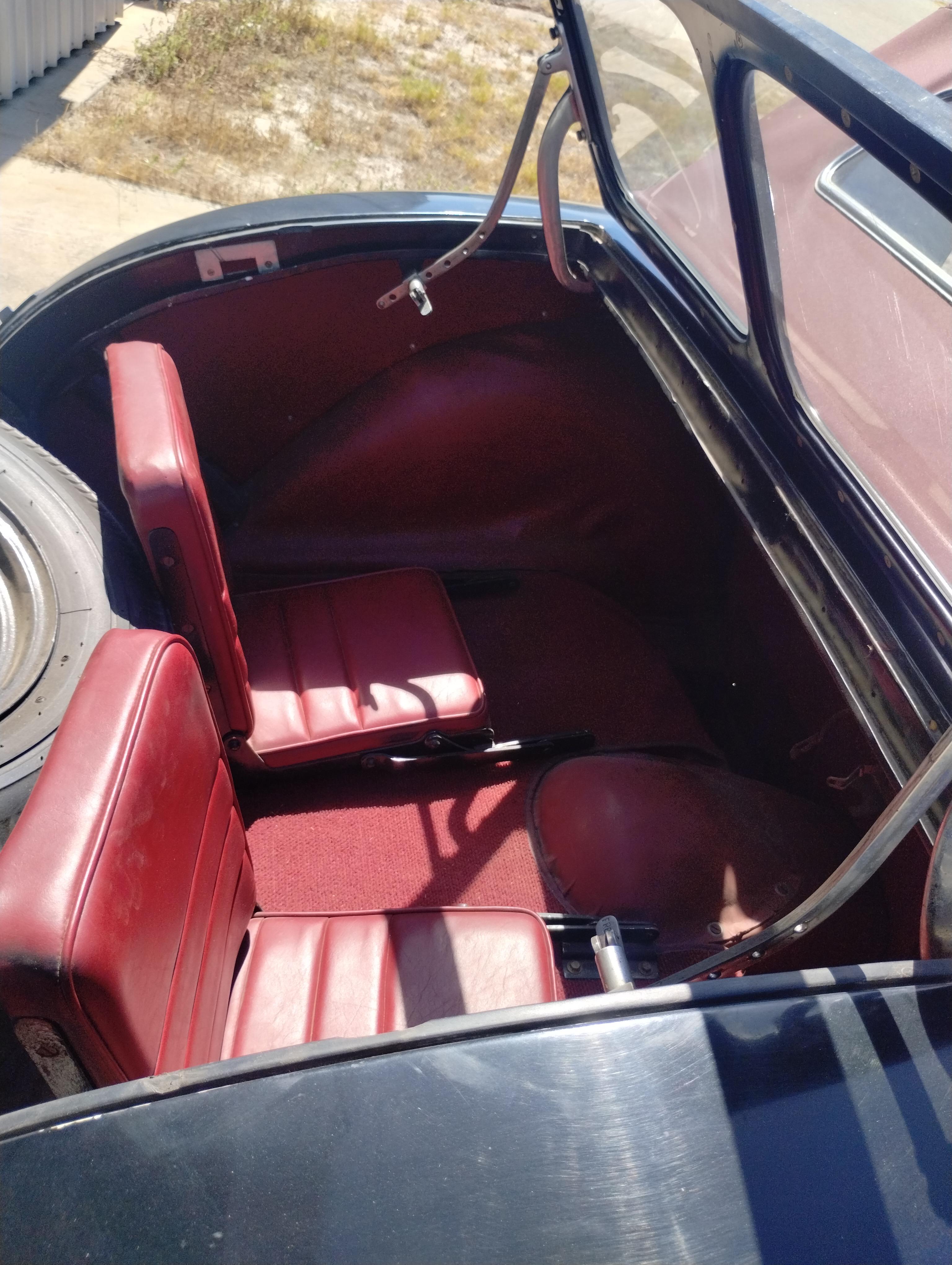 1948 TRIUMPH 1800 ROADSTER