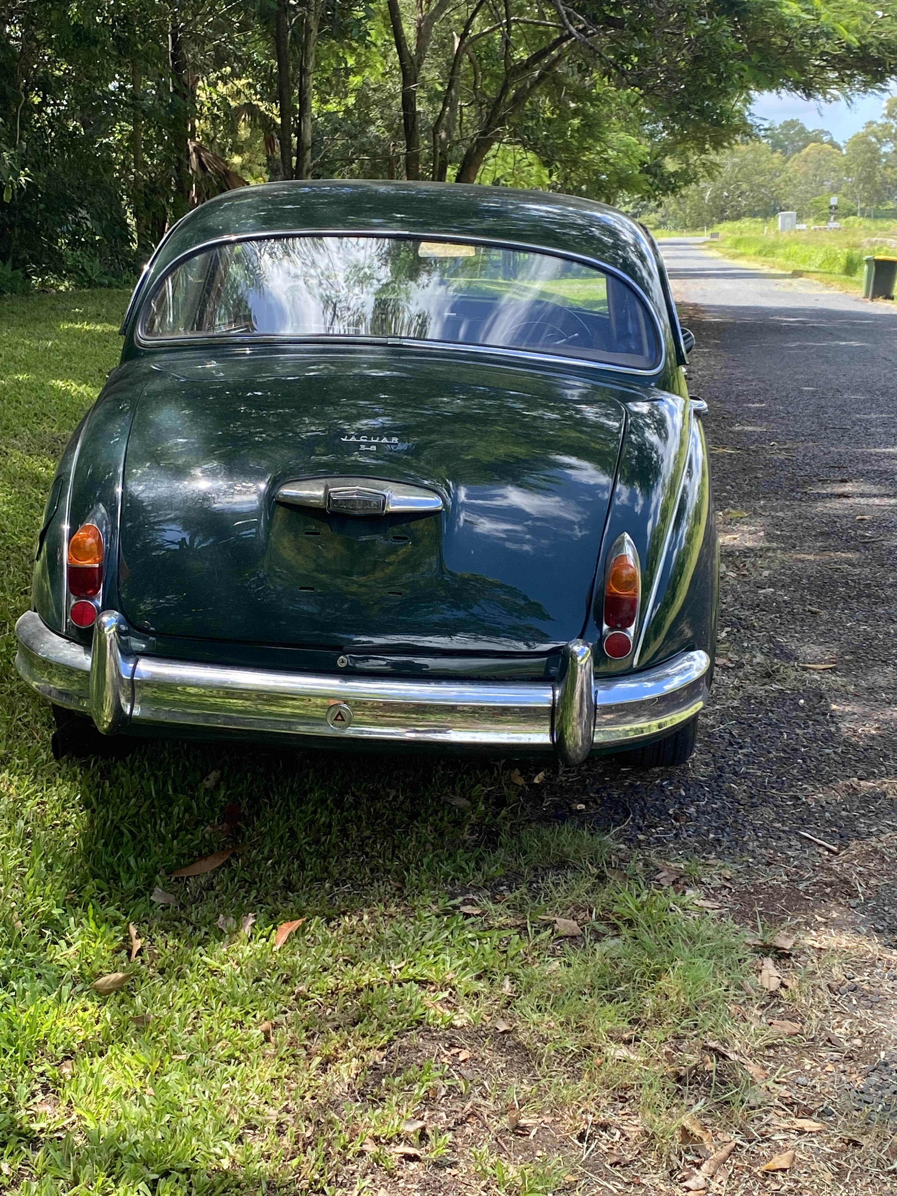 1962 JAGUAR MKII 3.8 SEDAN