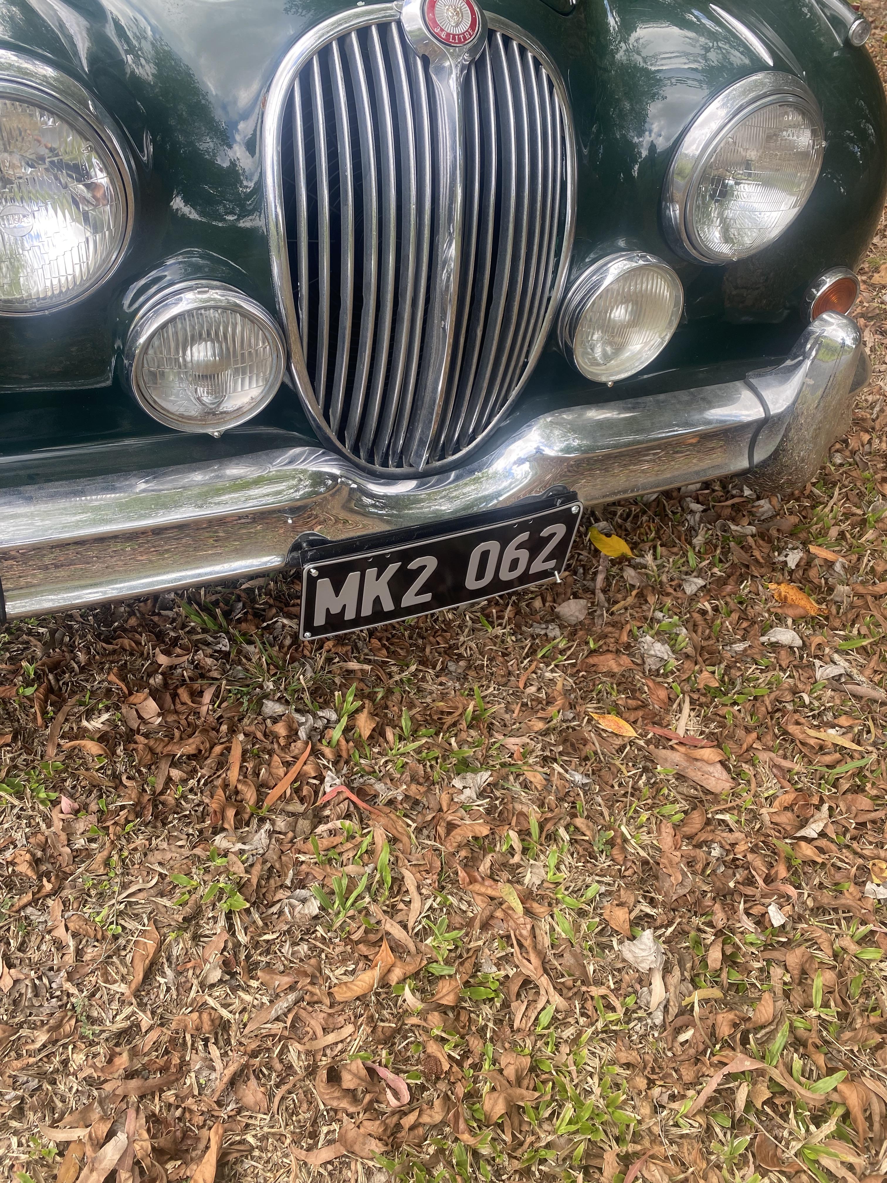 1962 JAGUAR MKII 3.8 SEDAN