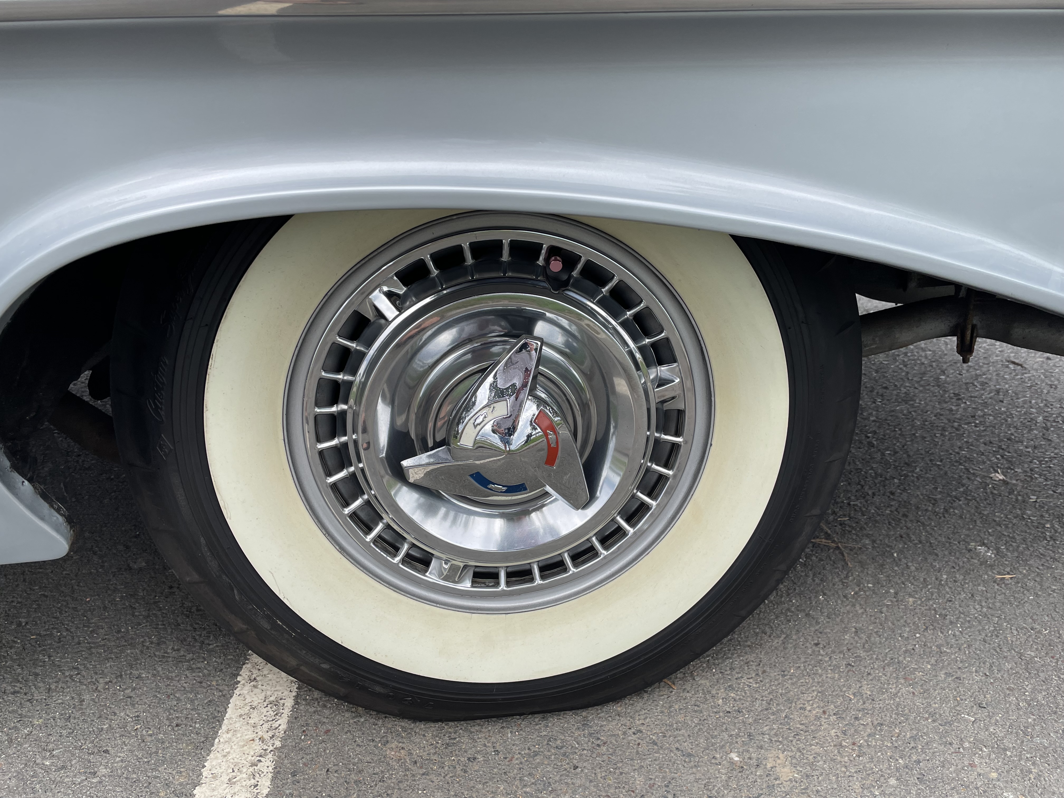 1961 CHEVROLET IMPALA SS MANUAL COUPE