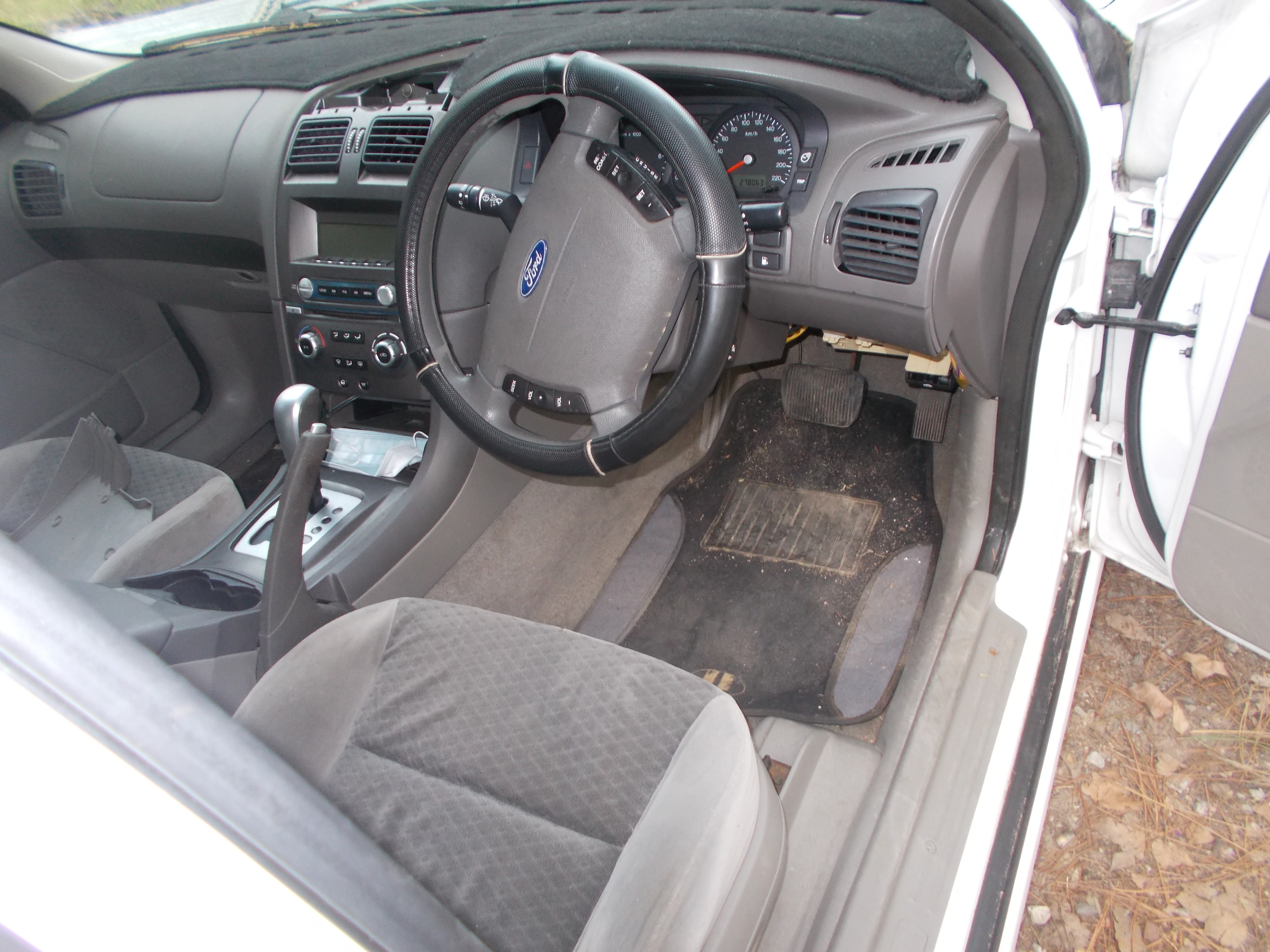 2005 FORD FALCON BF FUTURA 4 SP AUTO SEQ SPORTSHIFT 4D WAGON