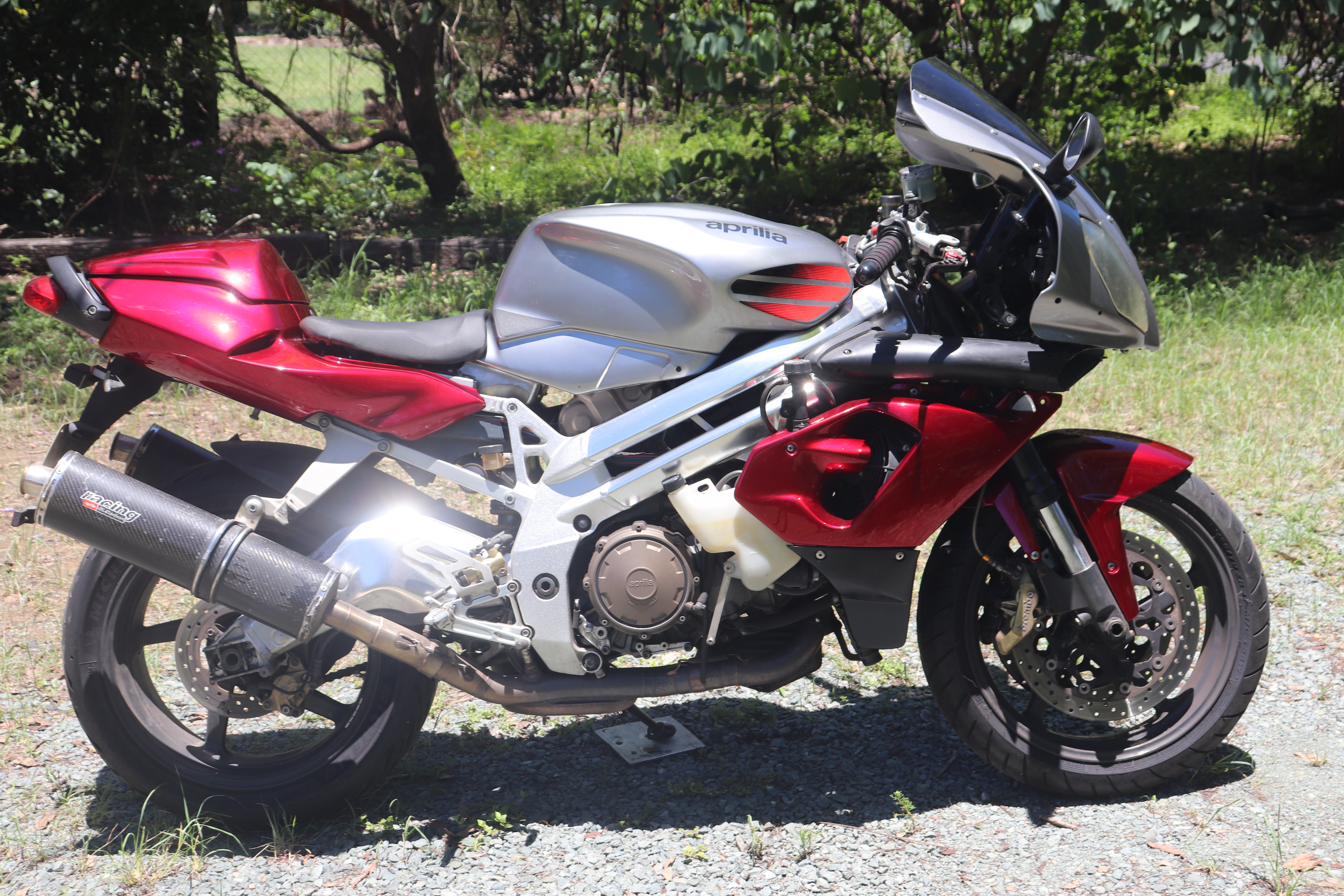 2000 APRILIA SL 1000 FALCO ROAD 