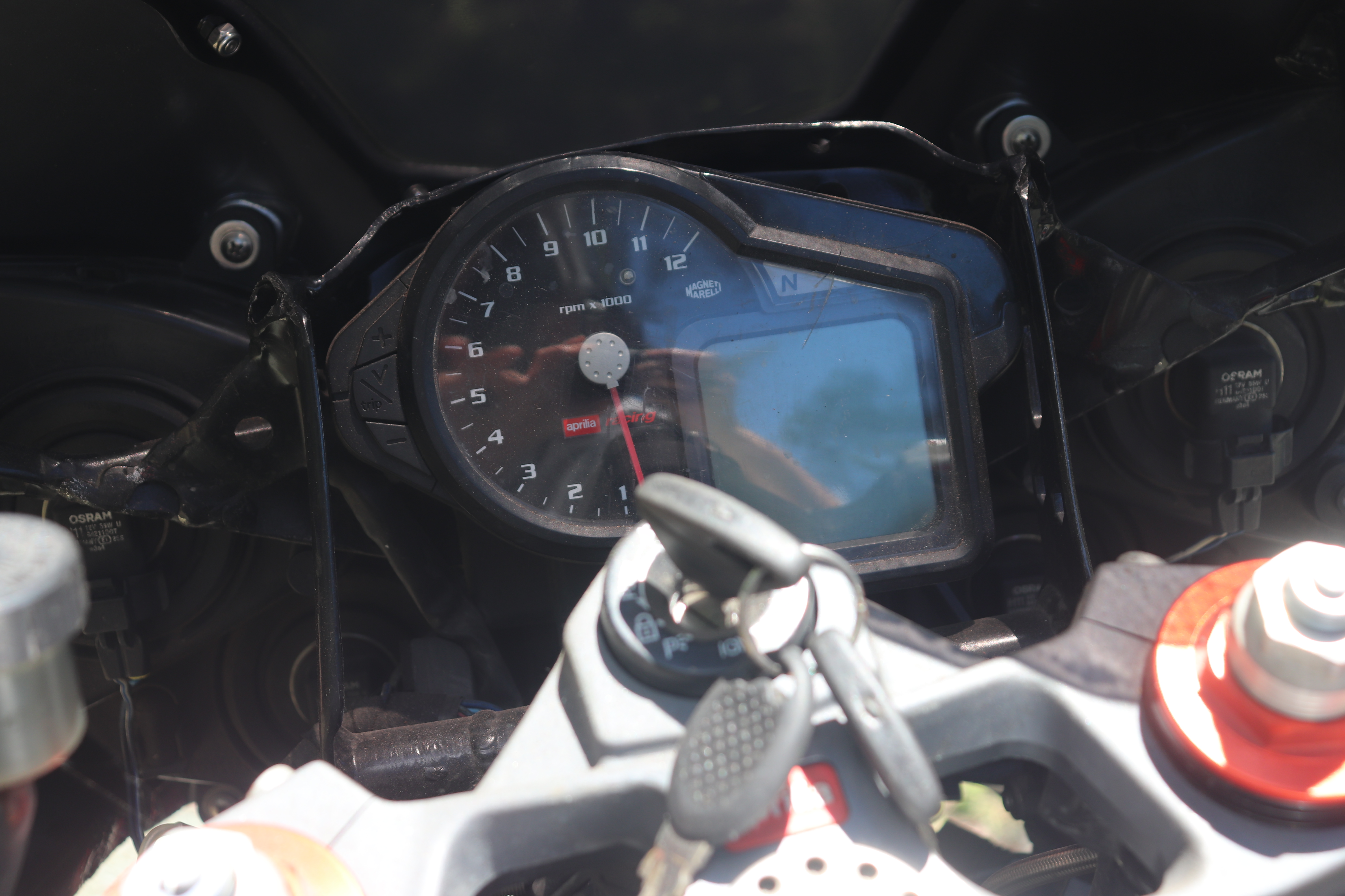 2000 APRILIA SL 1000 FALCO ROAD 
