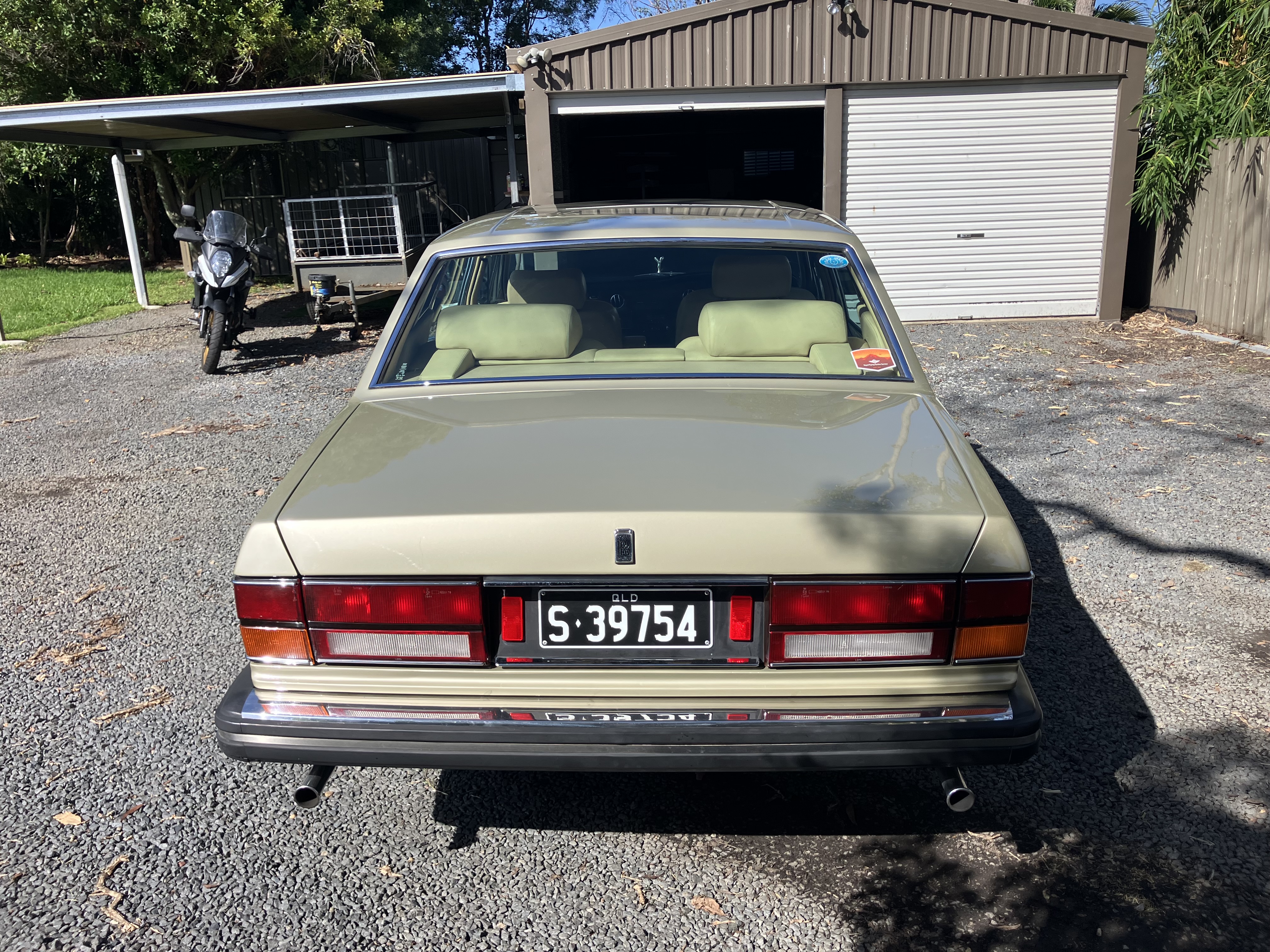 1983 ROLLS-ROYCE SILVER SPIRIT 3 SP AUTOMATIC 4D SEDAN
