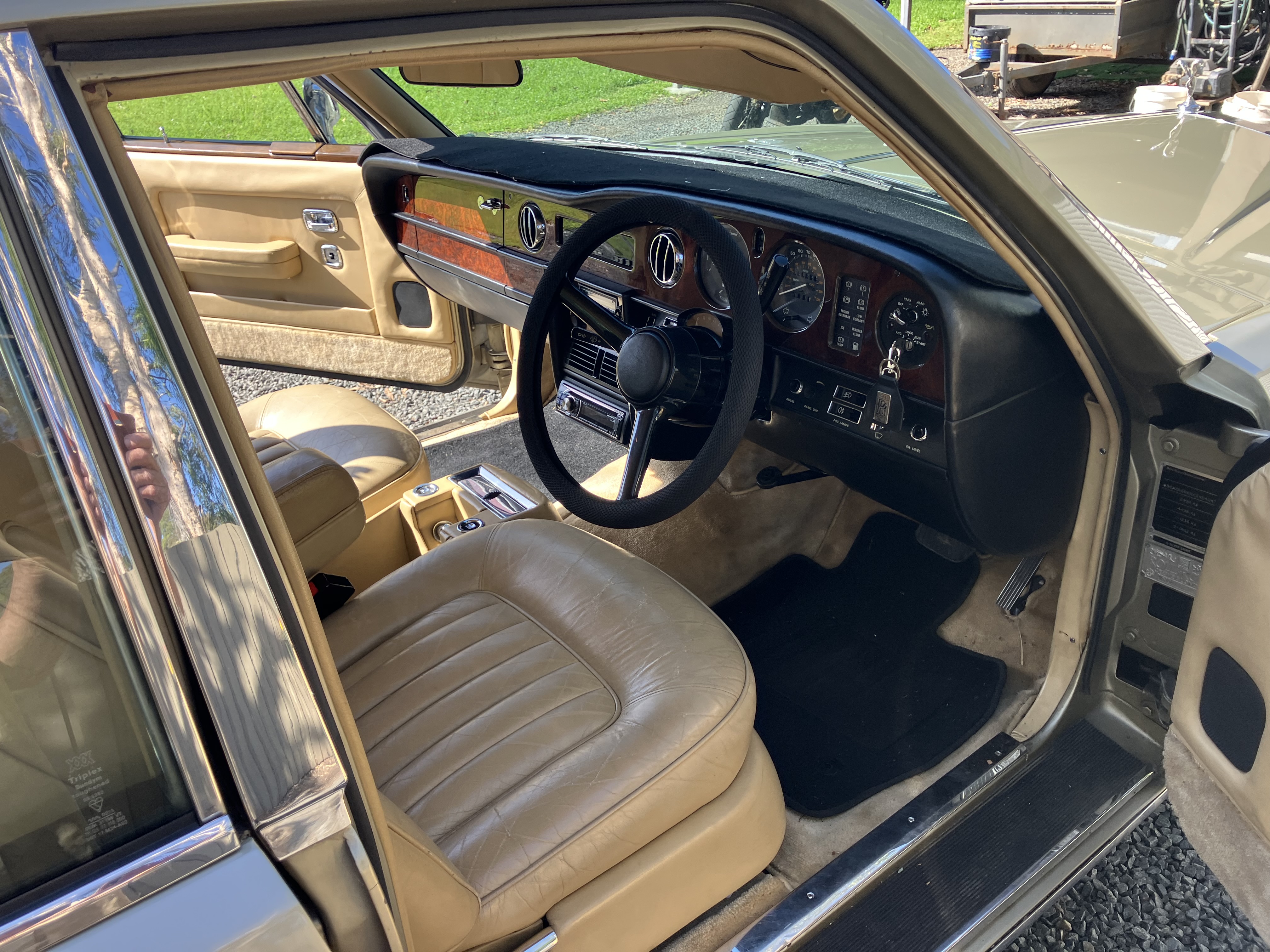1983 ROLLS-ROYCE SILVER SPIRIT 3 SP AUTOMATIC 4D SEDAN