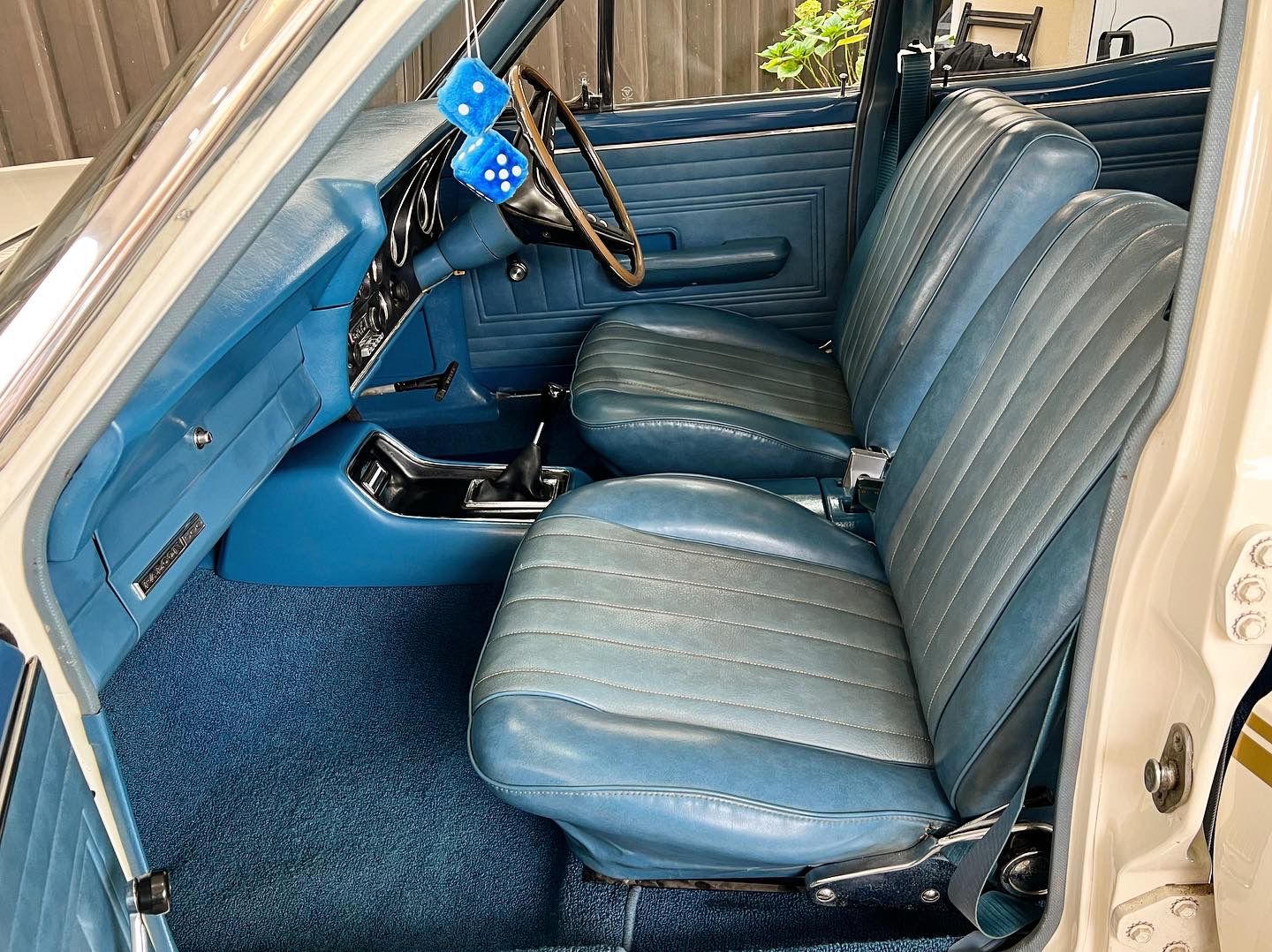 1970 FORD FALCON XW 500 6 SP MANUAL SEDAN