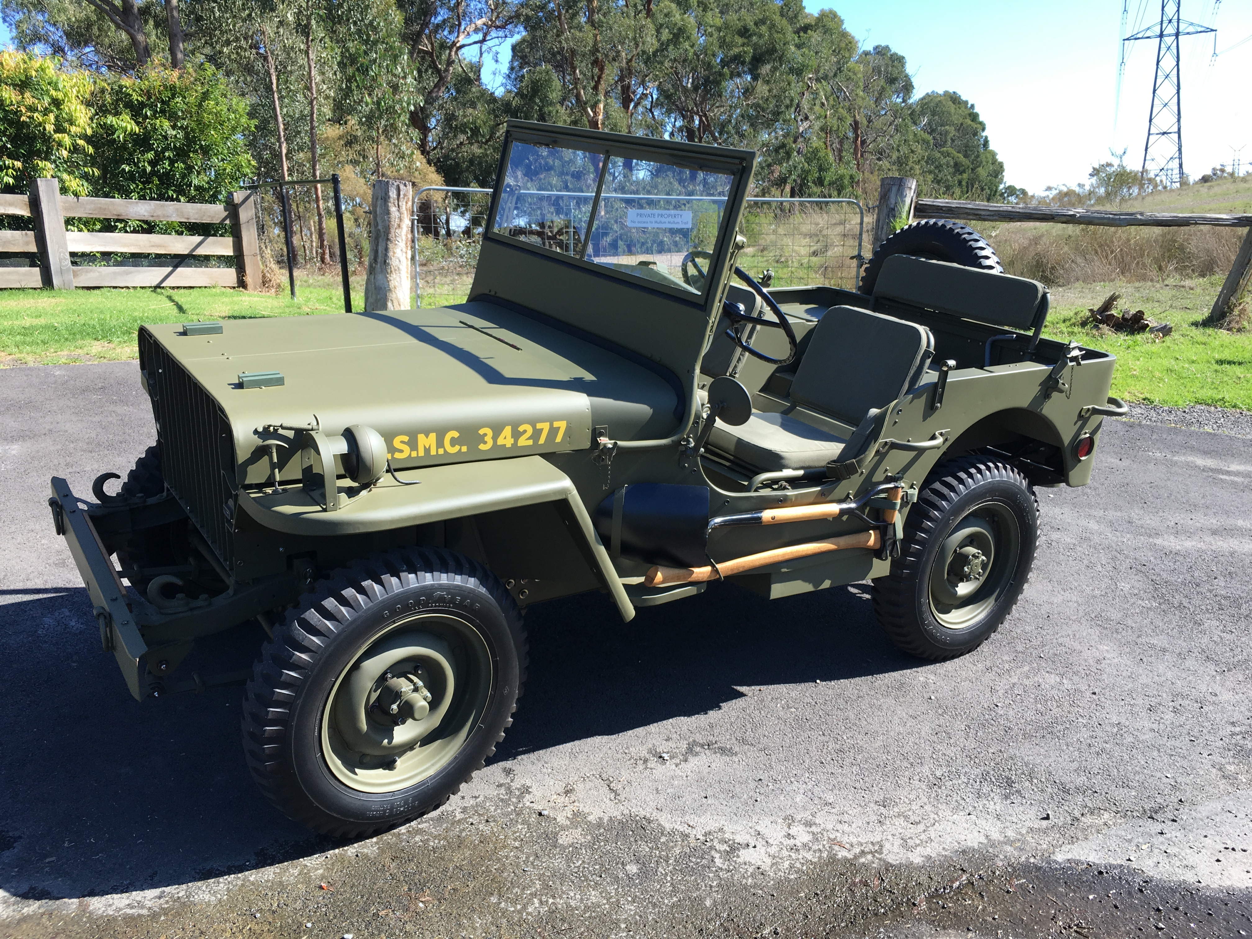 1942 WILLYS MB US MC JEEP
