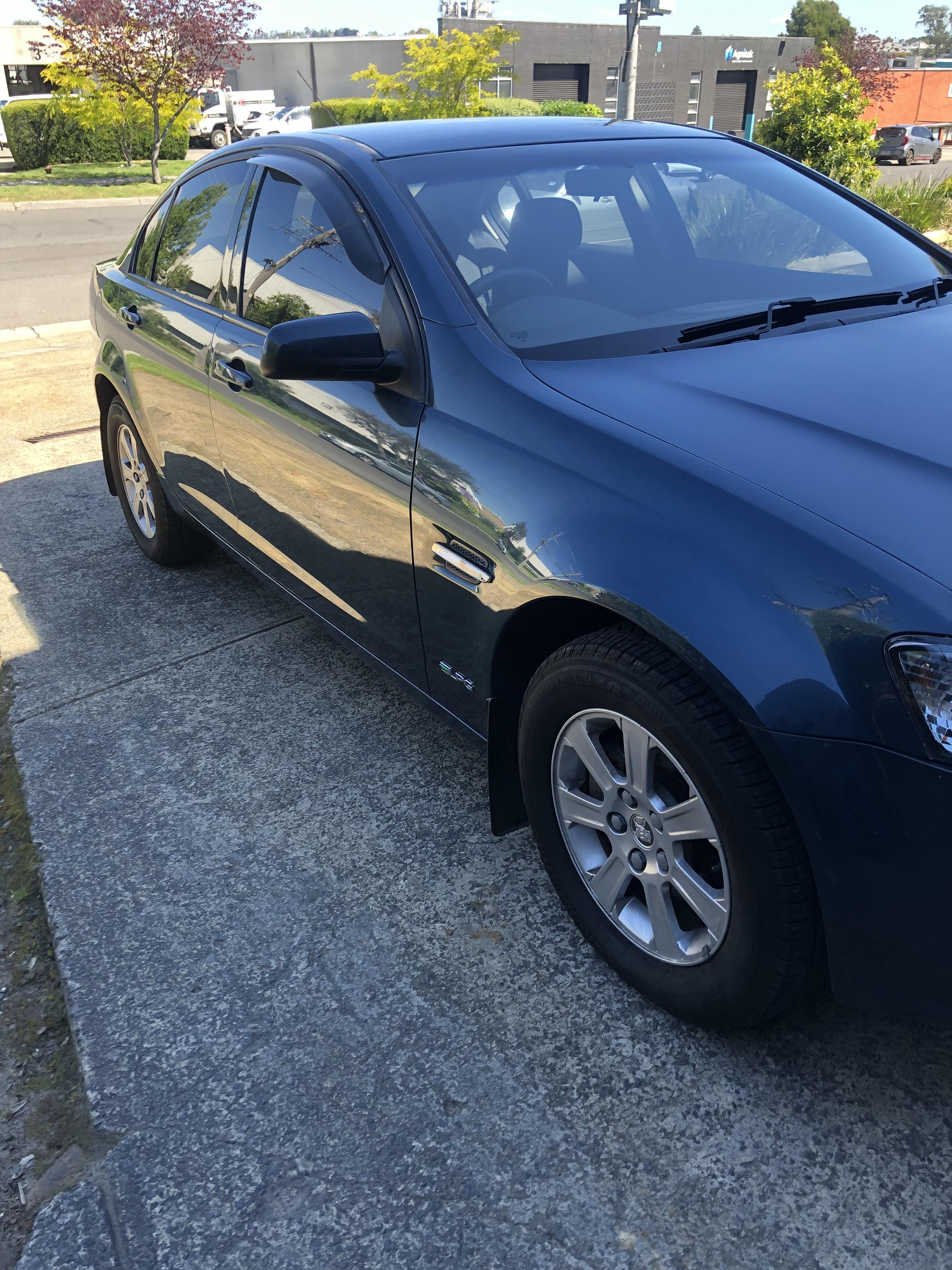 2010 HOLDEN COMMODORE VE MY10 OMEGA 6 SP AUTOMATIC 4D SEDAN