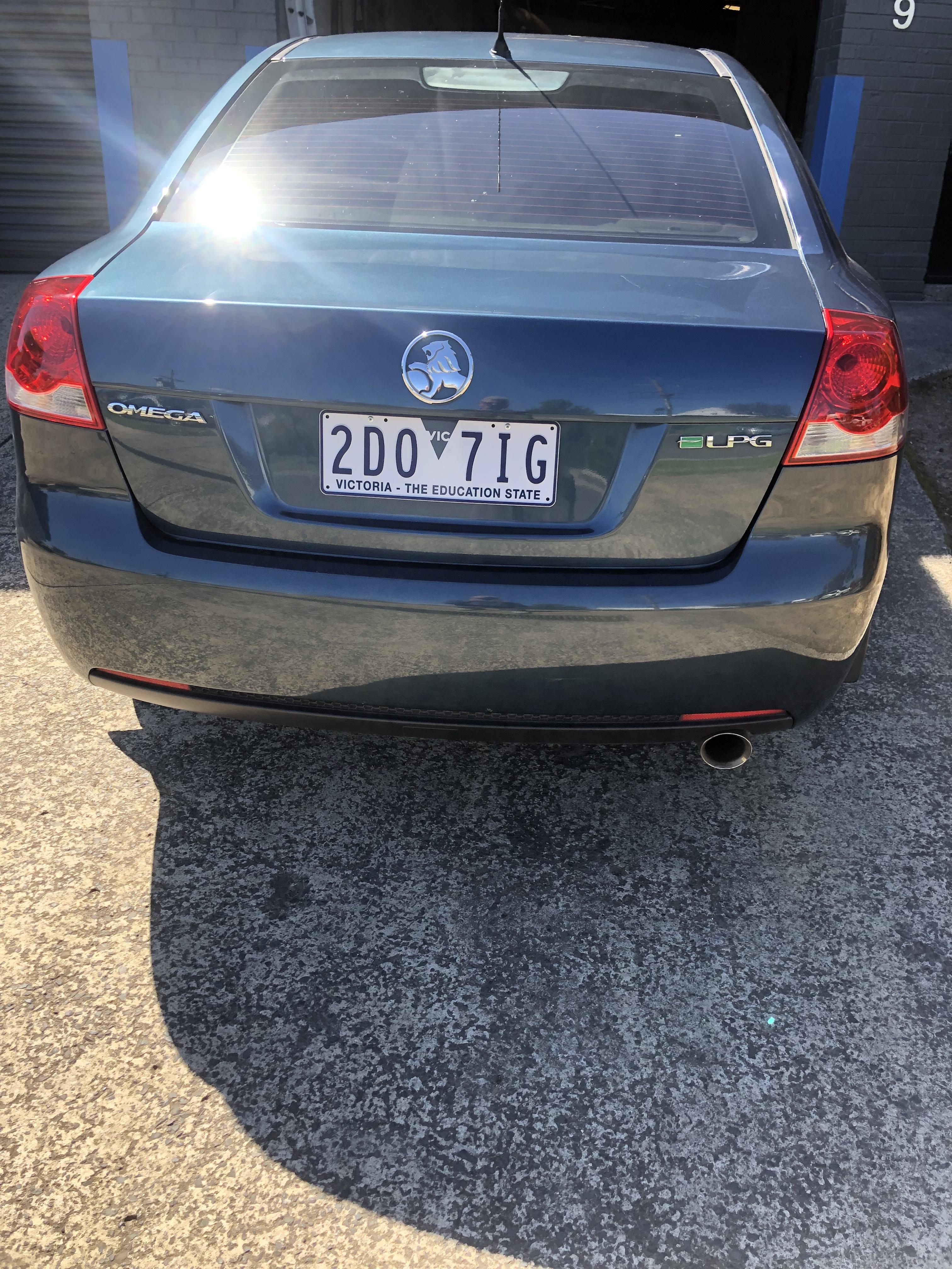 2010 HOLDEN COMMODORE VE MY10 OMEGA 6 SP AUTOMATIC 4D SEDAN