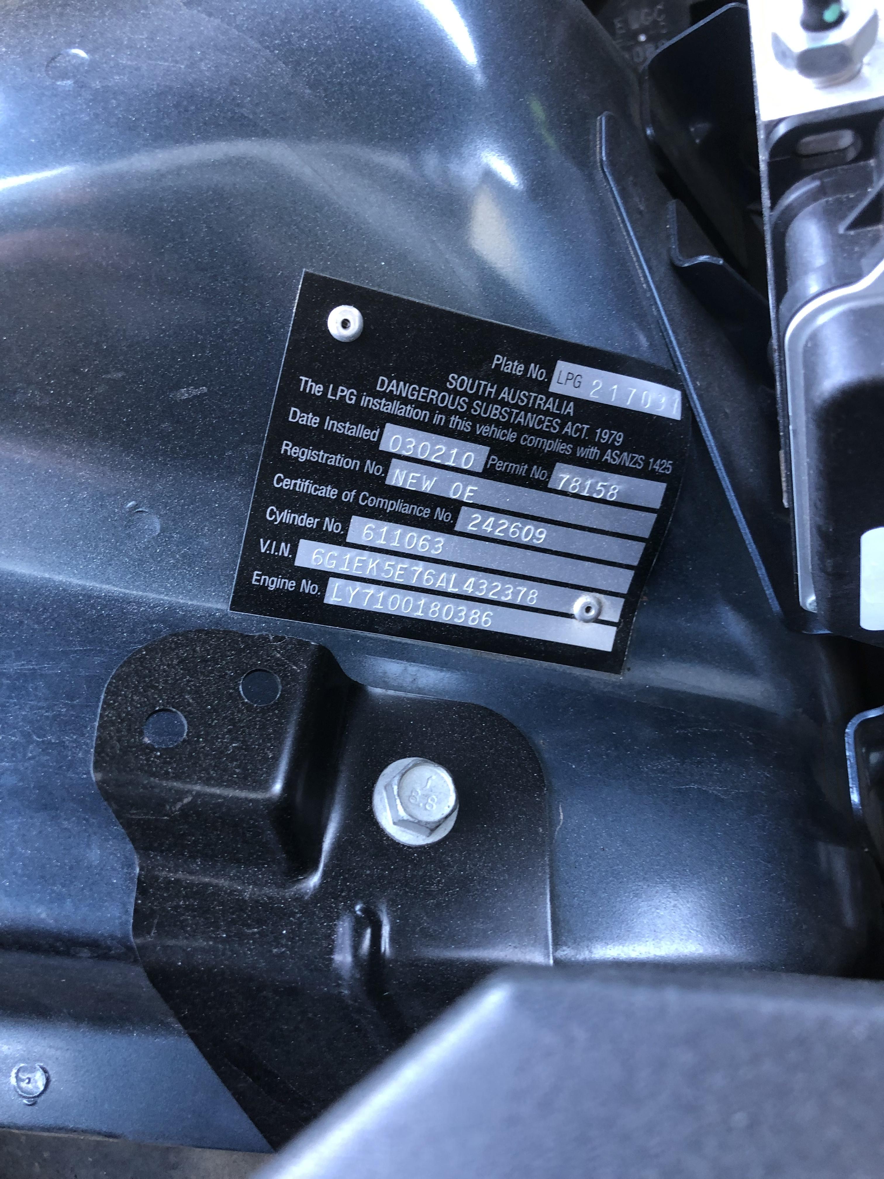 2010 HOLDEN COMMODORE VE MY10 OMEGA 6 SP AUTOMATIC 4D SEDAN
